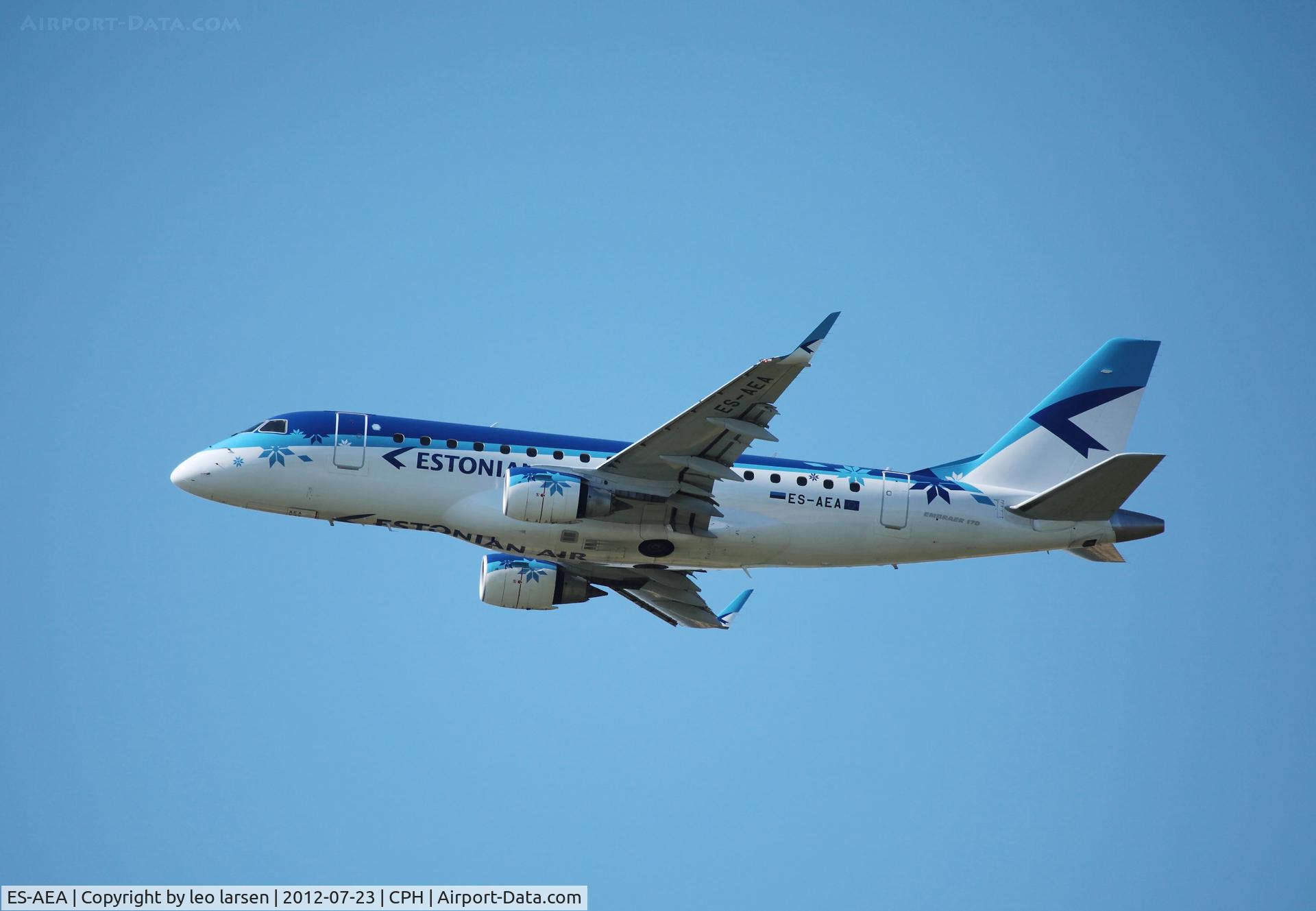 ES-AEA, 2005 Embraer 170LR (ERJ-170-100LR) C/N 17000093, Copenhagen 23.7.2012