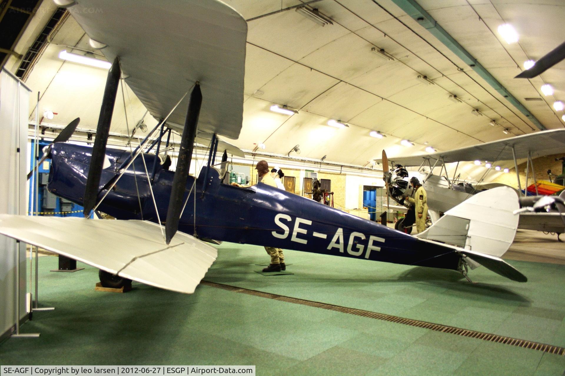 SE-AGF, 1935 De Havilland DH.60G III Moth Major C/N 5132, Aeroserum 27.6.2012