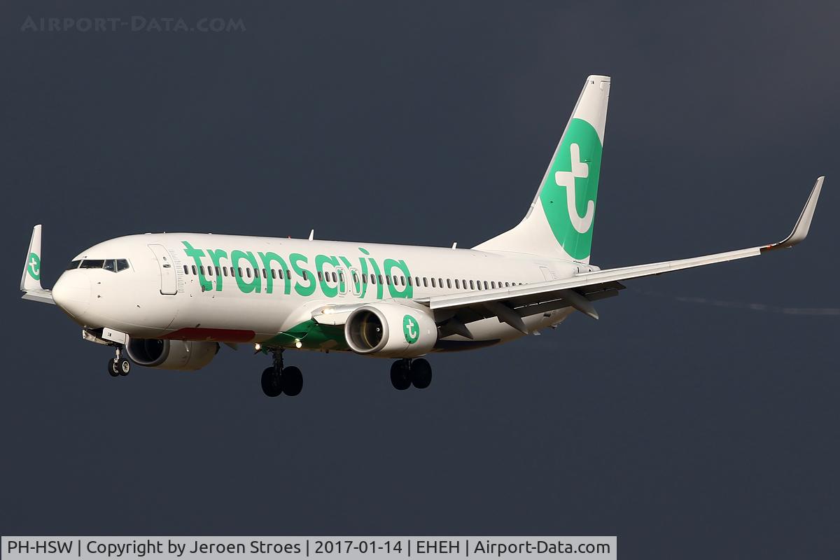 PH-HSW, 2009 Boeing 737-8K2 C/N 37160, transavia