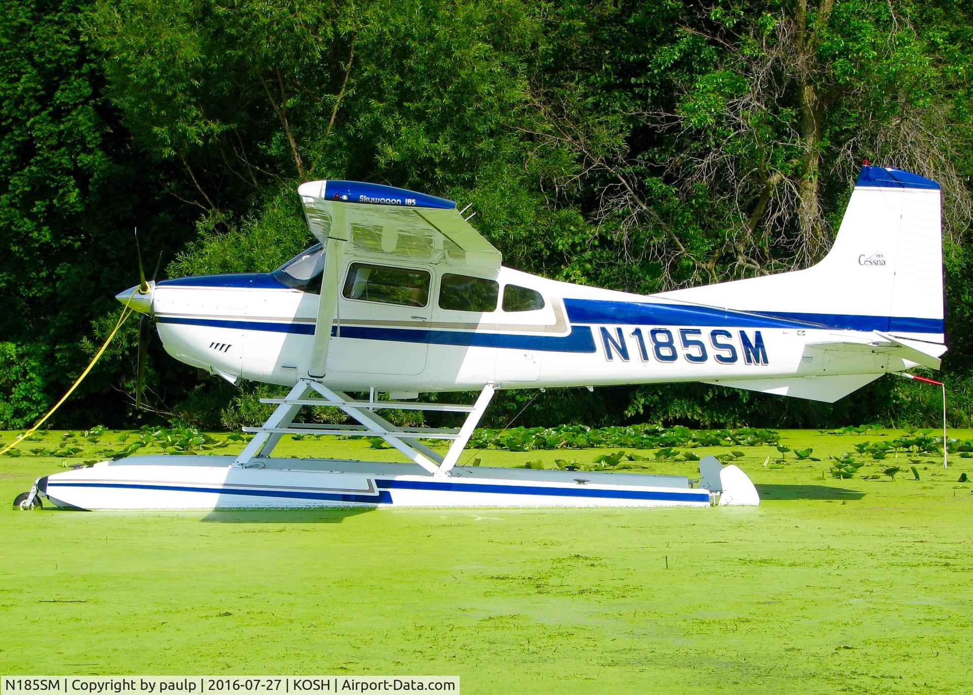 N185SM, 1976 Cessna A185F Skywagon 185 C/N 18503068, At Oshkosh.