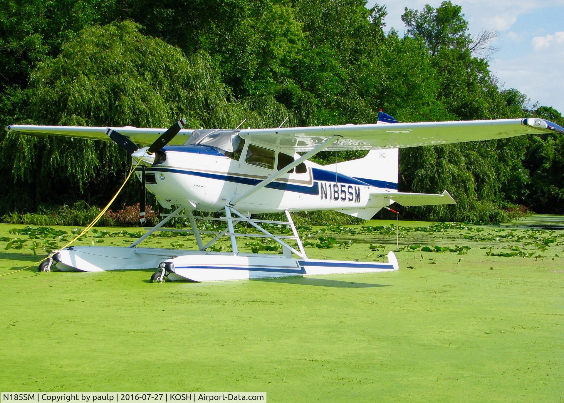 N185SM, 1976 Cessna A185F Skywagon 185 C/N 18503068, At Oshkosh.
