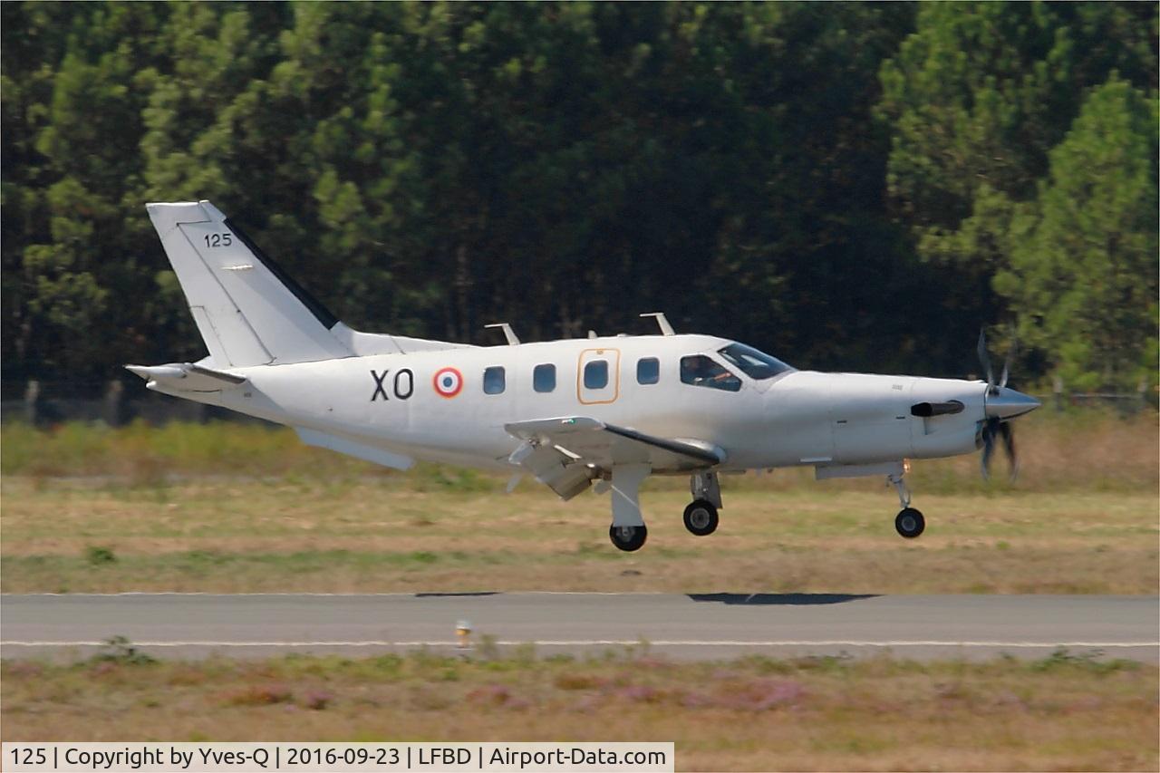 125, Socata TBM-700A C/N 125, Socata TBM-700A, On final rwy 05, Bordeaux Mérignac airport (LFBD-BOD)