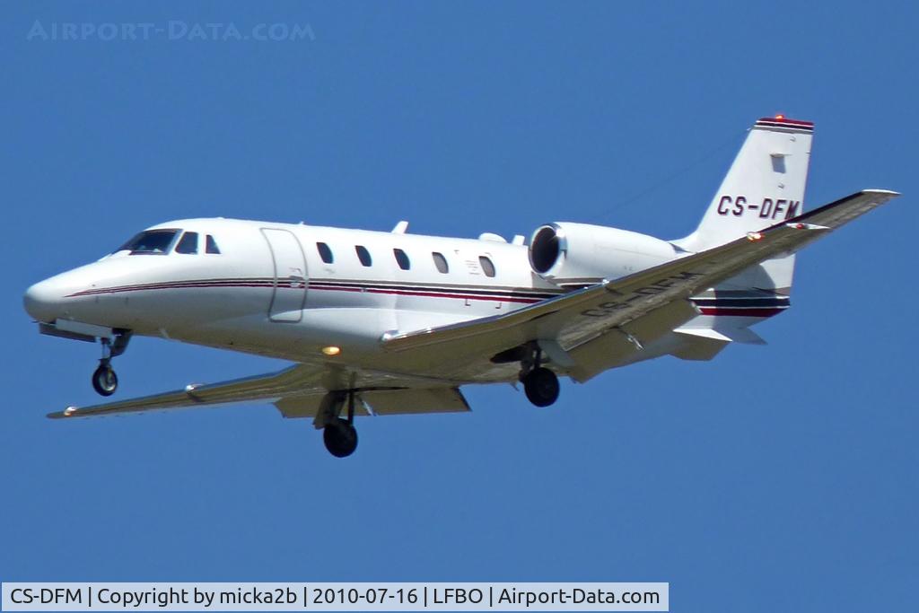 CS-DFM, 2002 Cessna 560XL Citation Excel C/N 560-5257, Landing