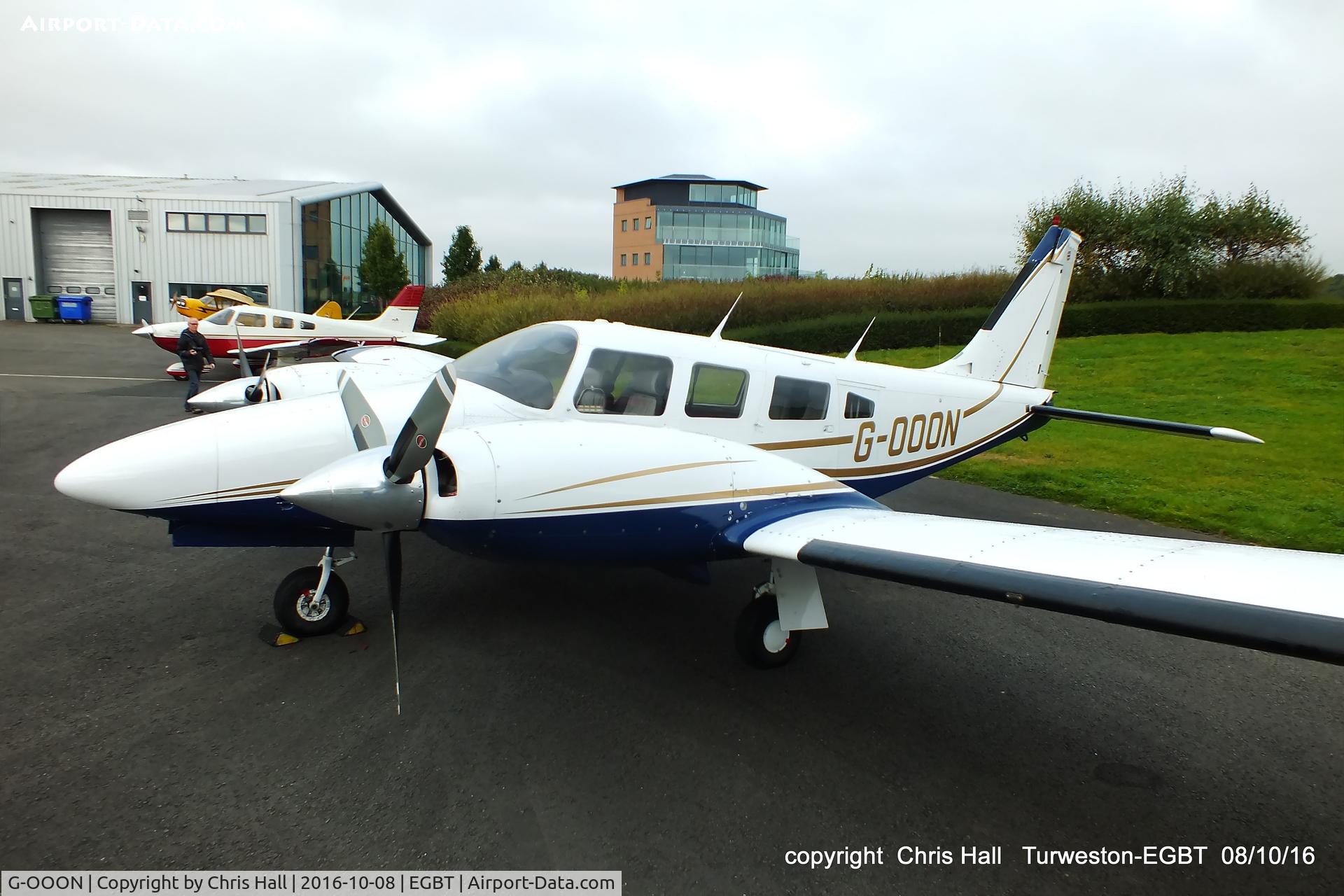 G-OOON, 1982 Piper PA-34-220T Seneca III C/N 34-8533024, at Turweston