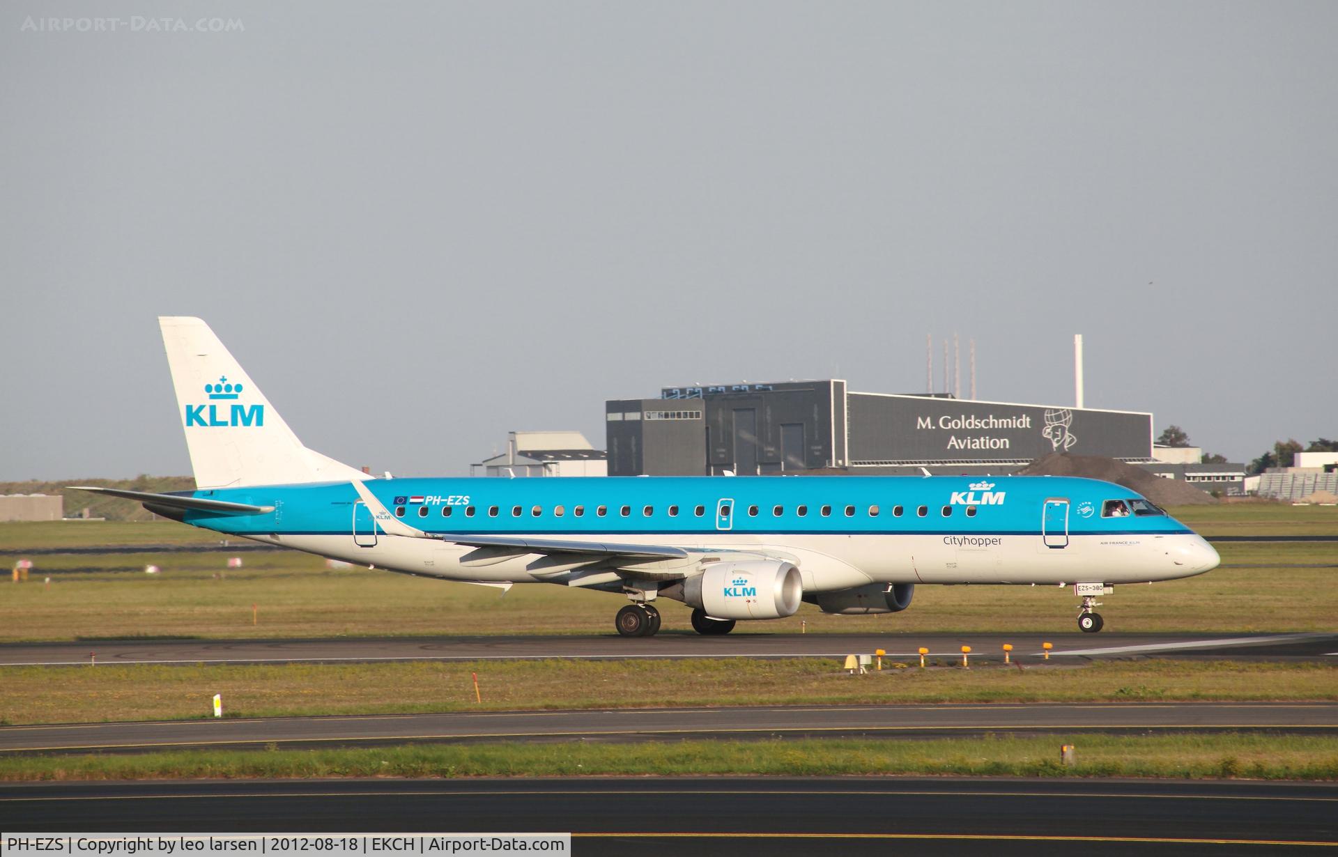 PH-EZS, 2010 Embraer 190LR (ERJ-190-100LR) C/N 19000380, Copenhagen 18.8.2012