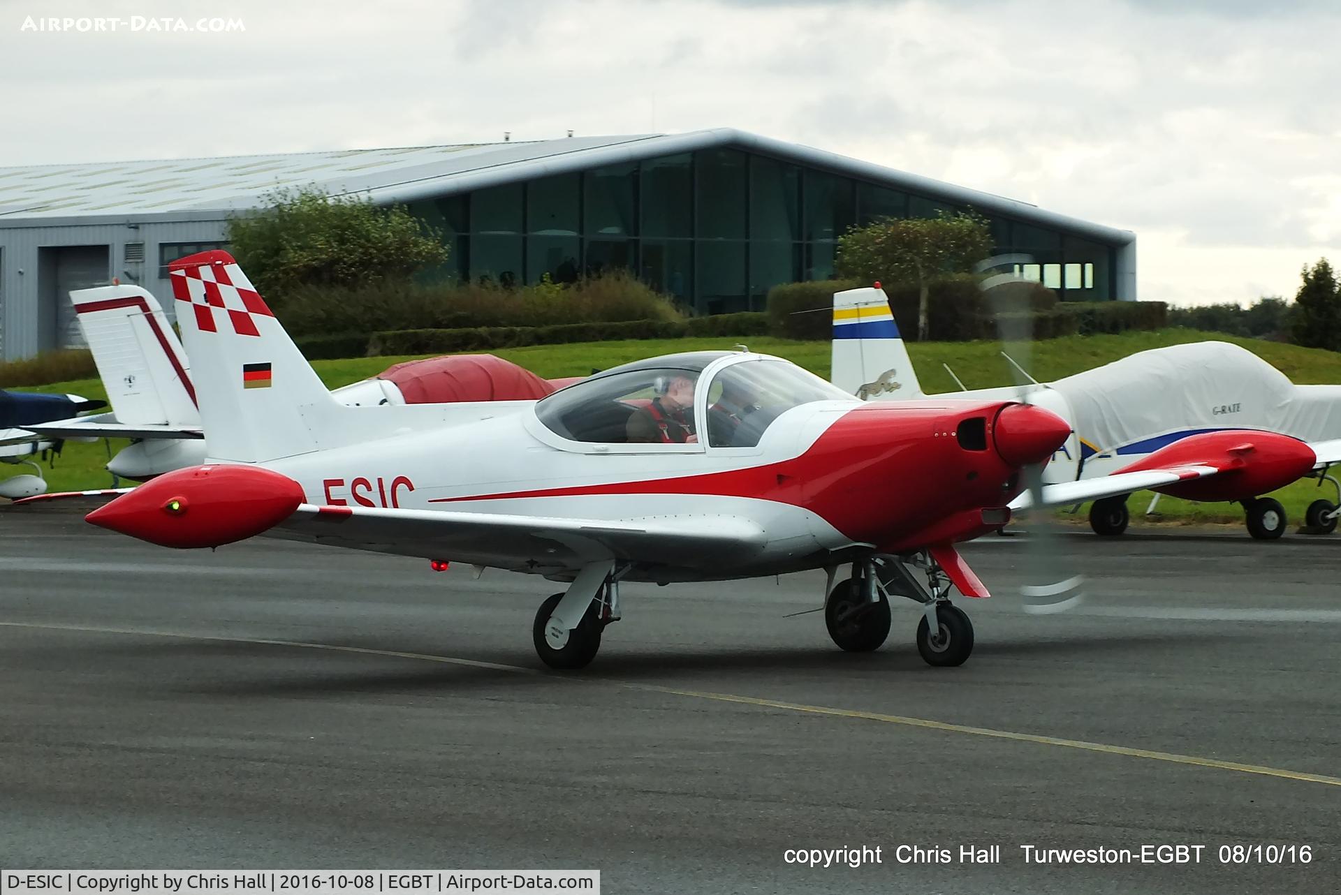 D-ESIC, 1966 SIAI-Marchetti F-260 C/N 102, at Turweston