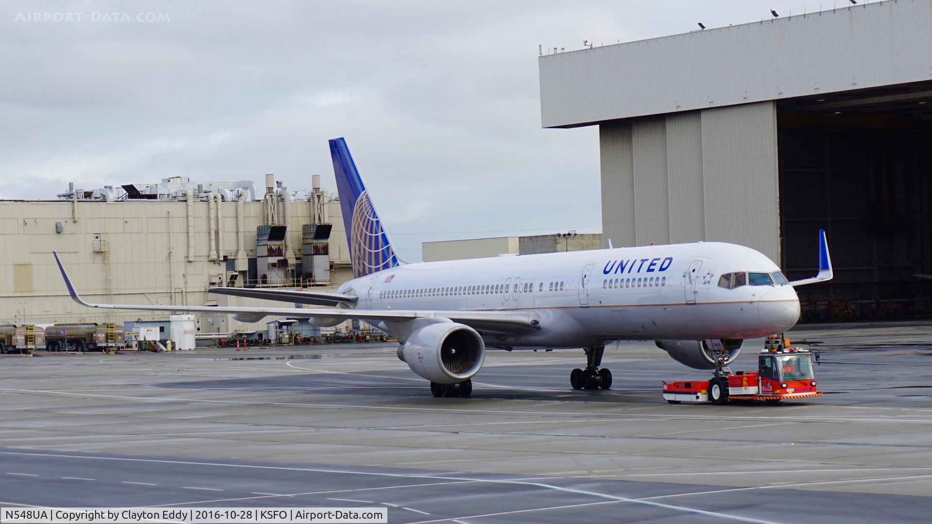 N548UA, 1992 Boeing 757-222 C/N 25396, SFO 2016