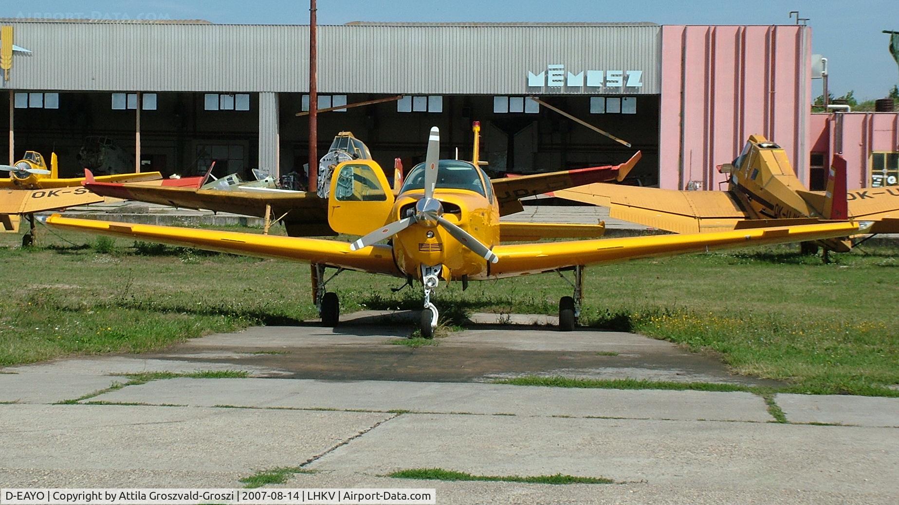 D-EAYO, 1991 Beech A36AT Bonanza 36 C/N E-2651, Kaposújlak Airport, Hungary
