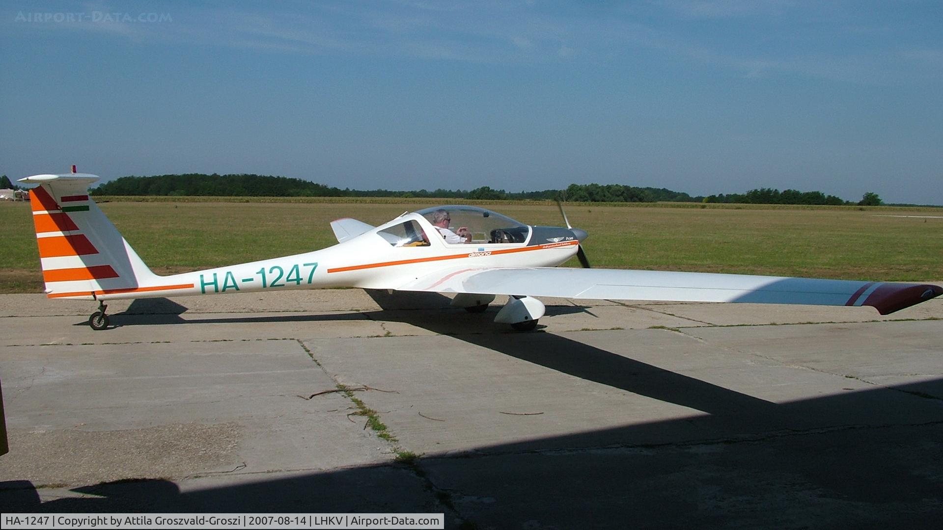 HA-1247, 1984 Hoffmann H-36 Dimona C/N 3631, Kaposújlak Airport, Hungary