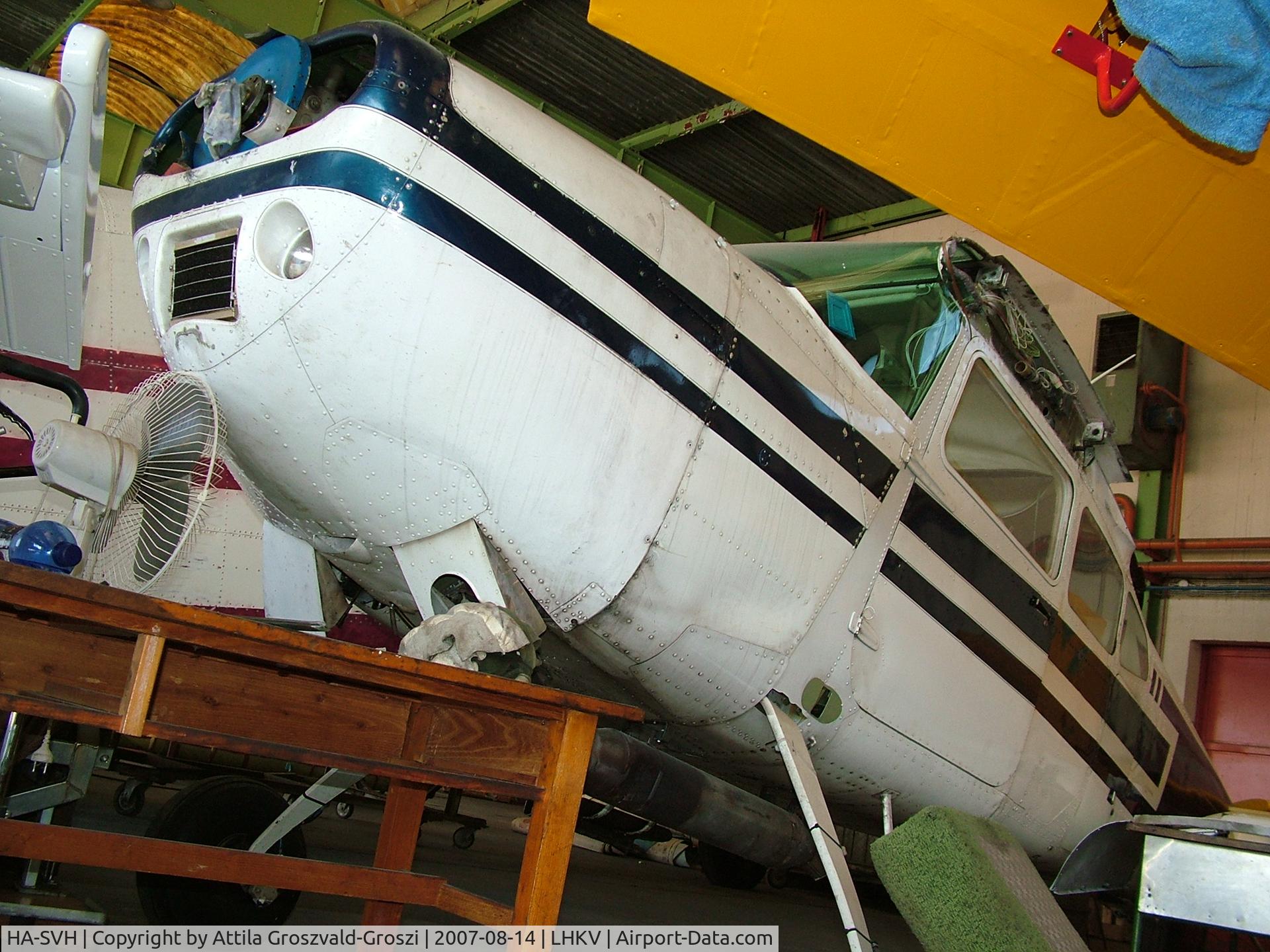 HA-SVH, 1975 Cessna A185F Skywagon 185 C/N 18502644, Kaposújlak Airport, Hungary