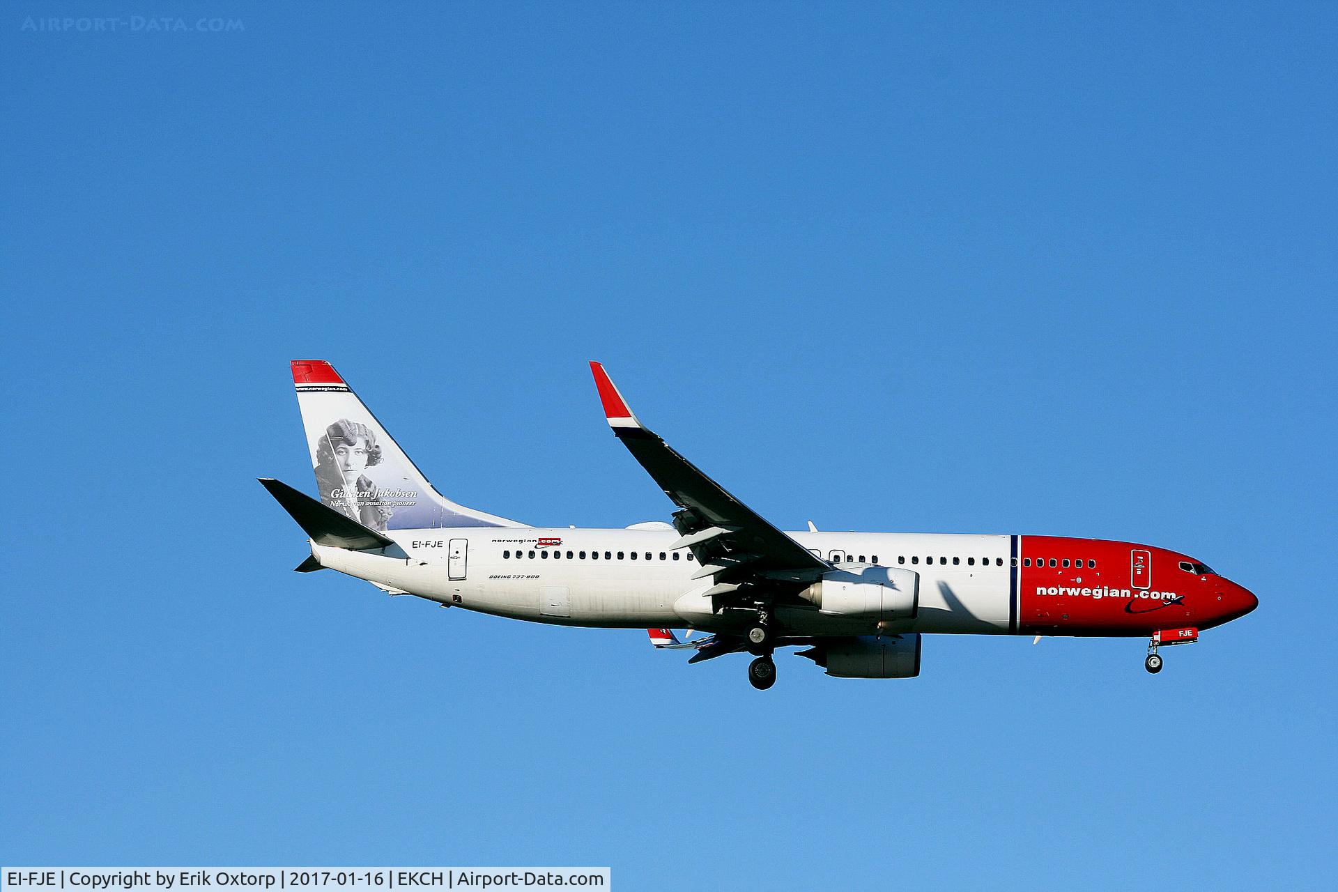 EI-FJE, 2011 Boeing 737-8JP C/N 39420, EI-FJE landing rw 04L