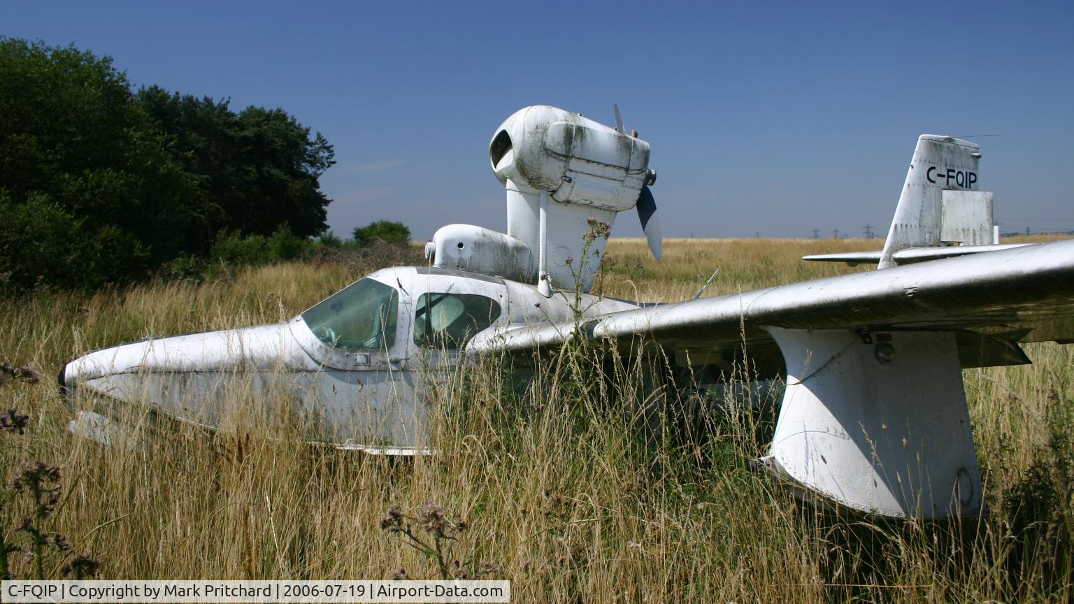 C-FQIP, 1975 Lake LA-4-200 Buccaneer C/N 679, Photographed at Elstree Airfield UK