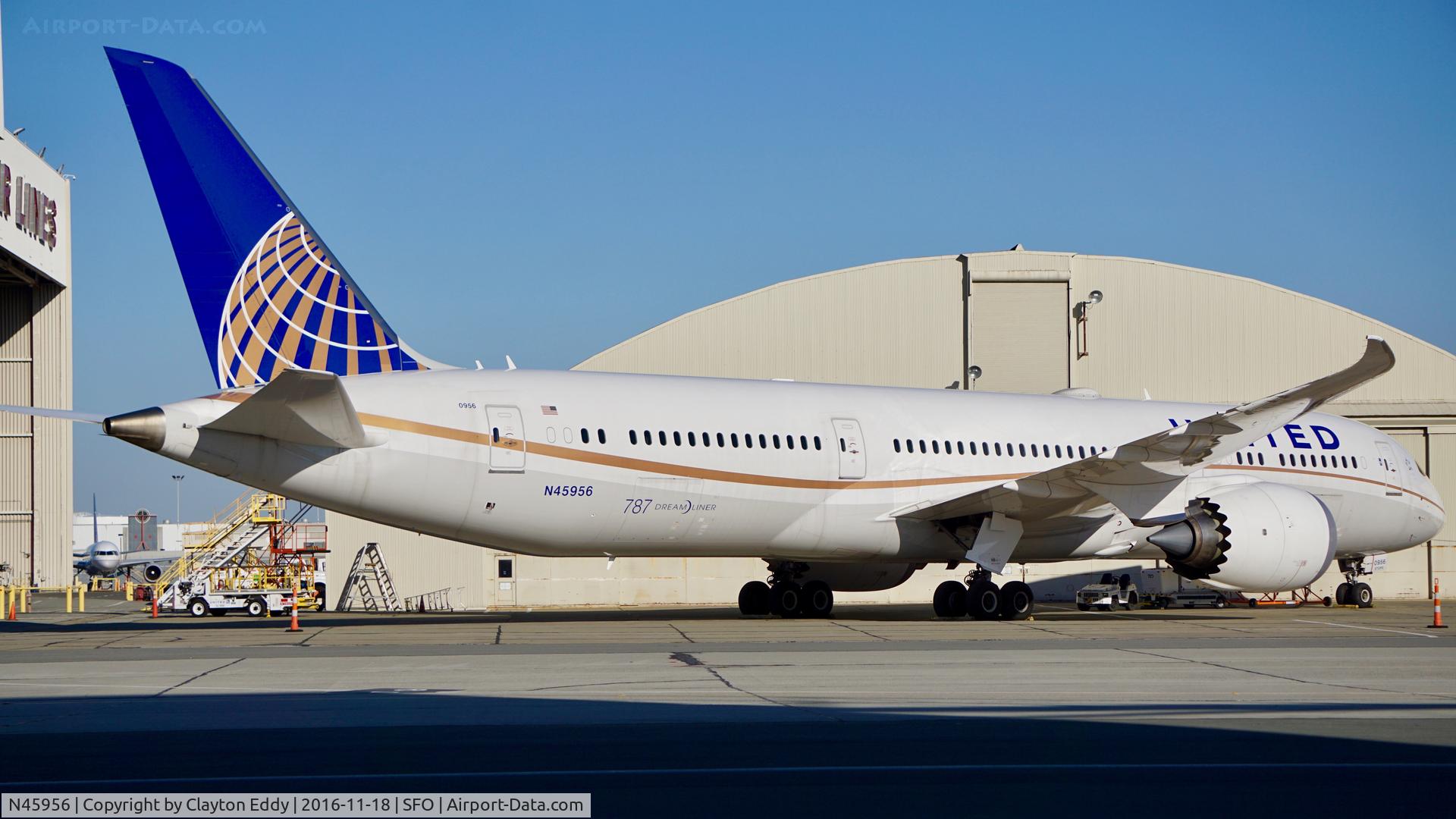N45956, 2015 Boeing 787-9 Dreamliner C/N 40918, SFO 2016