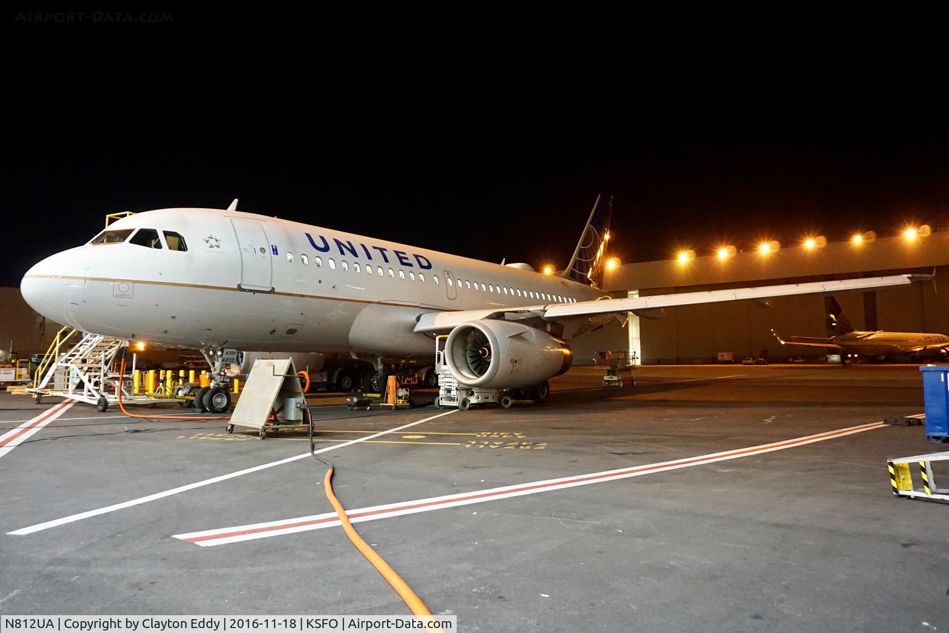 N812UA, 1998 Airbus A319-131 C/N 850, SFO 2016