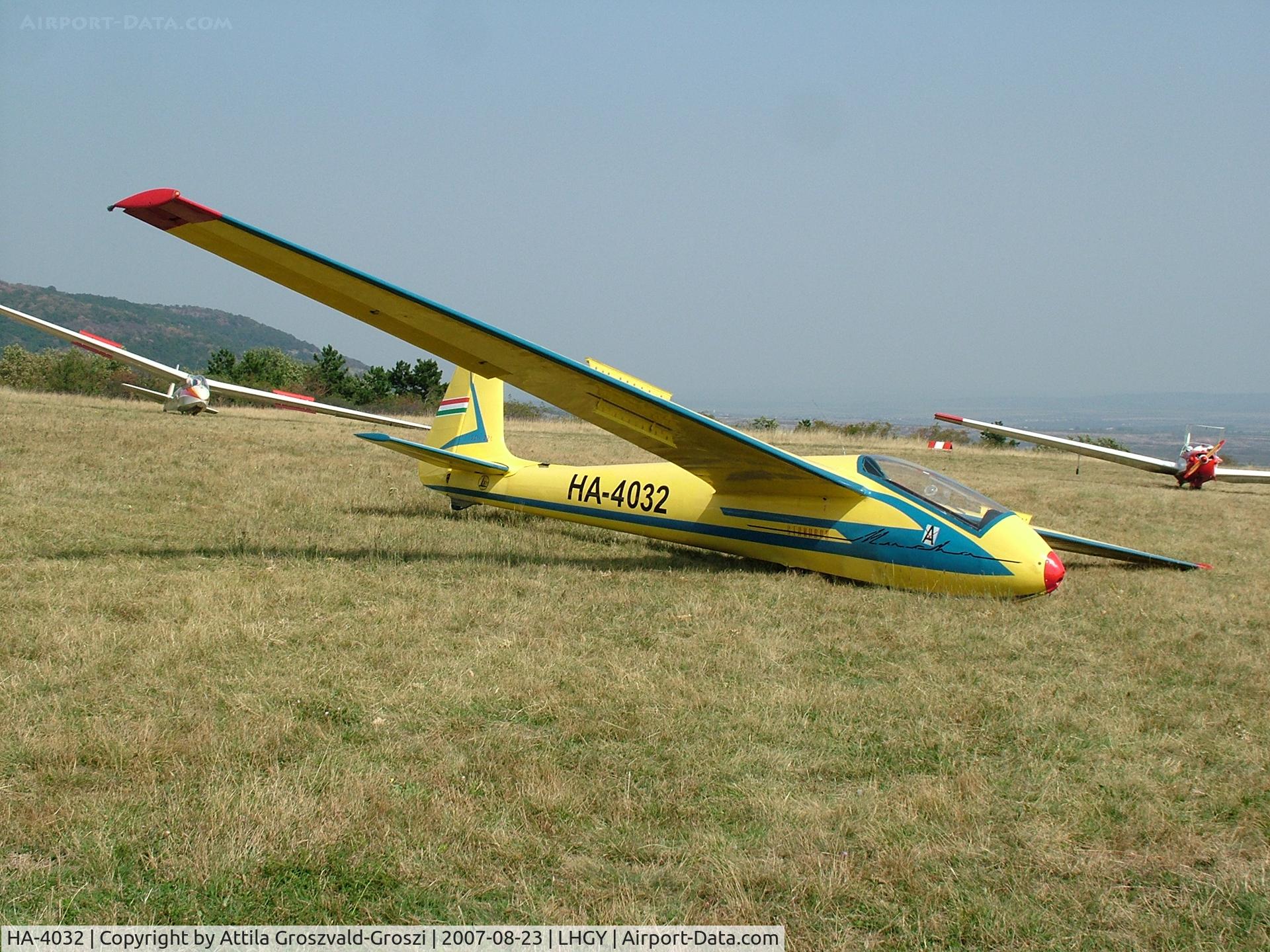 HA-4032, 1961 PZL-Bielsko SZD-22C Mucha Standard C/N F-645, Gyöngyös-Pipishegy Airfield, Hungary