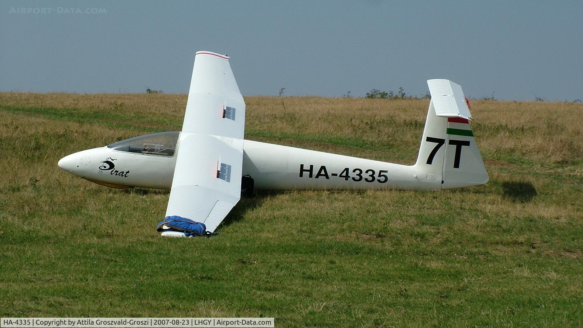 HA-4335, 1975 PZL-Bielsko SZD-30 Pirat C/N S-04.49, Gyöngyös-Pipishegy Airfield, Hungary