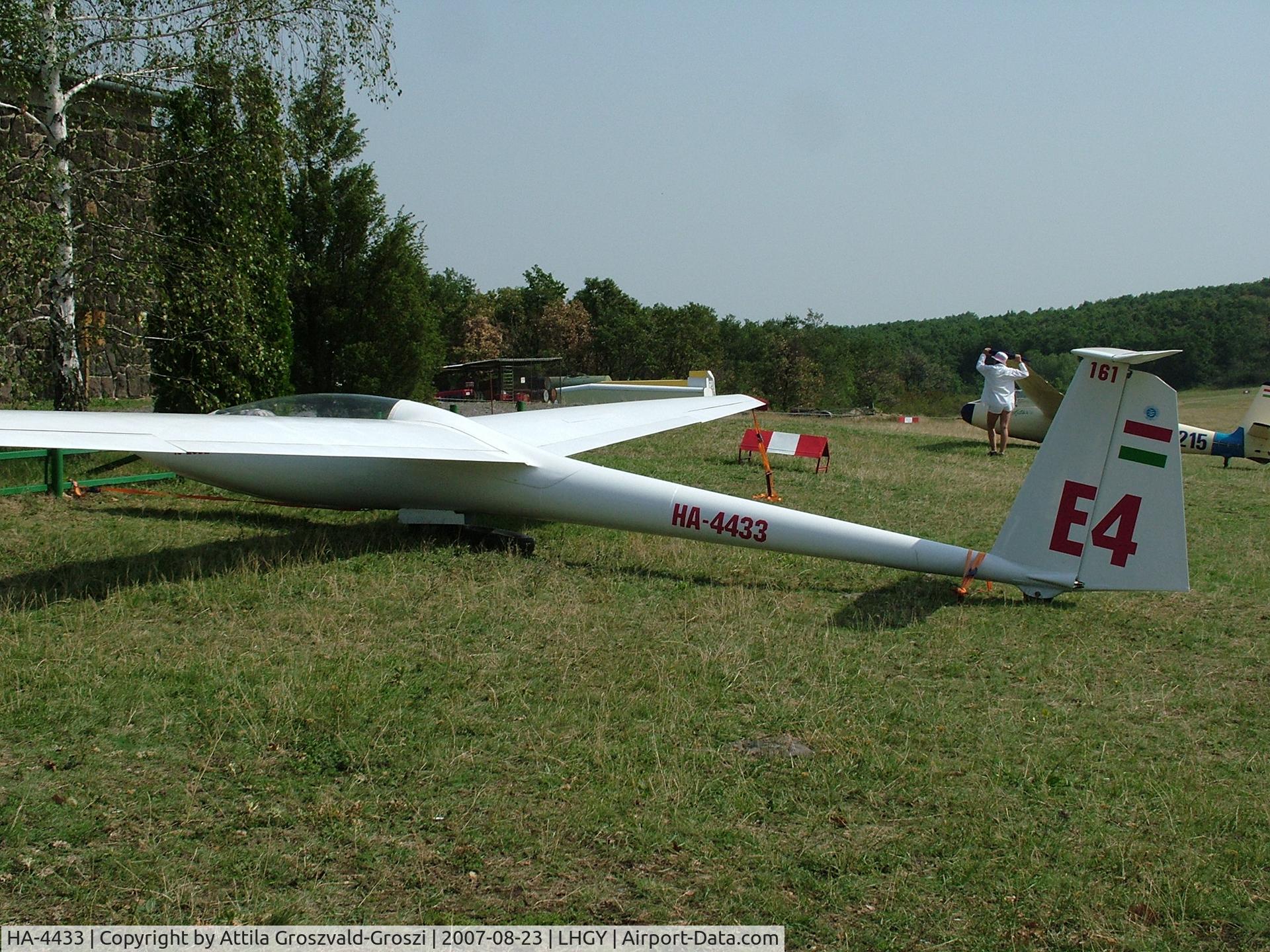 HA-4433, 1982 ICA-Brasov IS-29D2 C/N 161, Gyöngyös-Pipishegy Airfield, Hungary