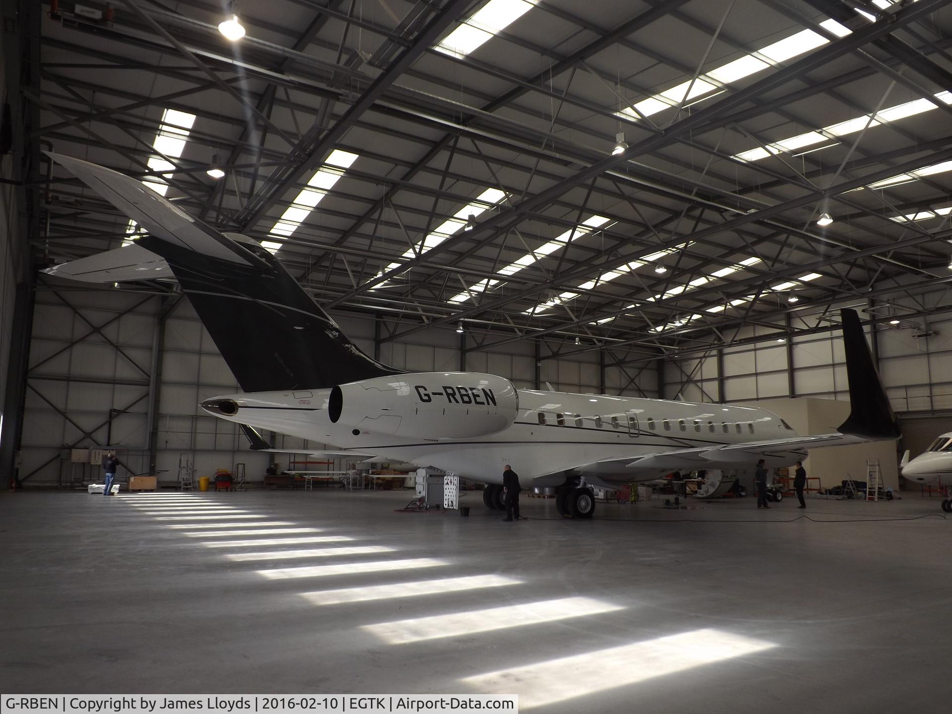 G-RBEN, 2001 Bombardier BD-700-1A10 Global Express C/N 9083, Parked in Hanger 10 at Oxford befor dep late pm to USA Via Ireland.