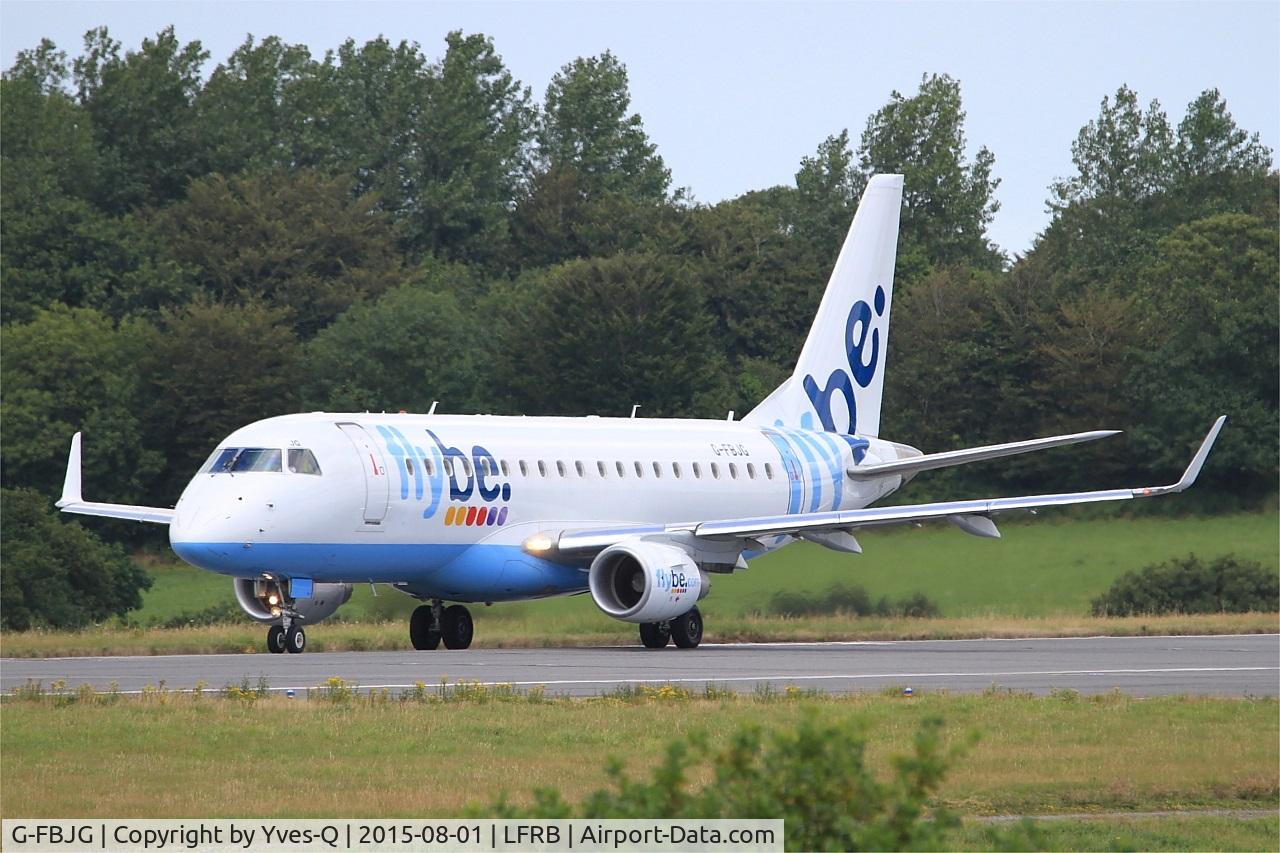 G-FBJG, 2012 Embraer 175STD (ERJ-170-200) C/N 17000344, Embraer ERJ-175STD, Ready to take off rwy 25L, Brest-Bretagne airport (LFRB-BES)