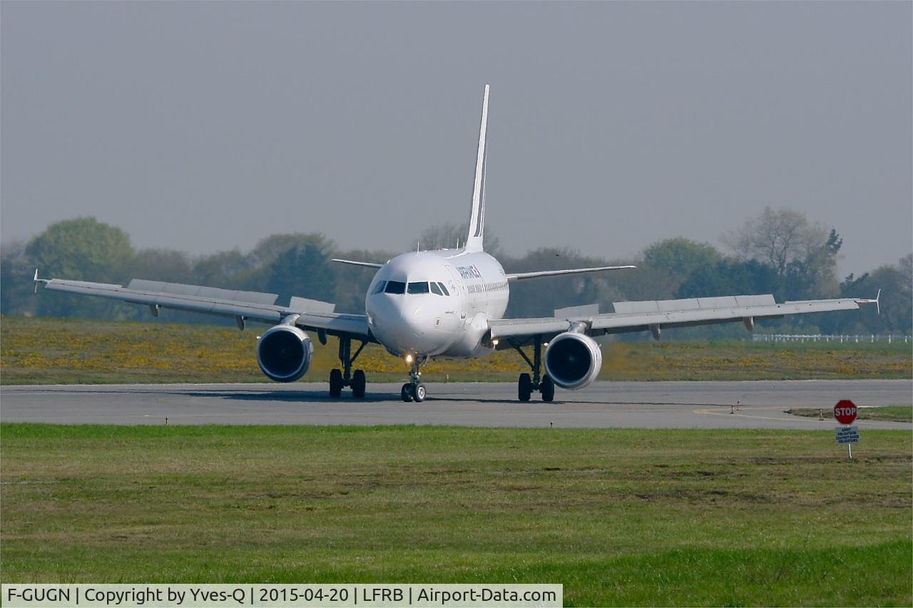 F-GUGN, 2006 Airbus A318-111 C/N 2918, Airbus A318-111, U-turn rwy 07R, Brest-Bretagne airport (LFRB-BES)