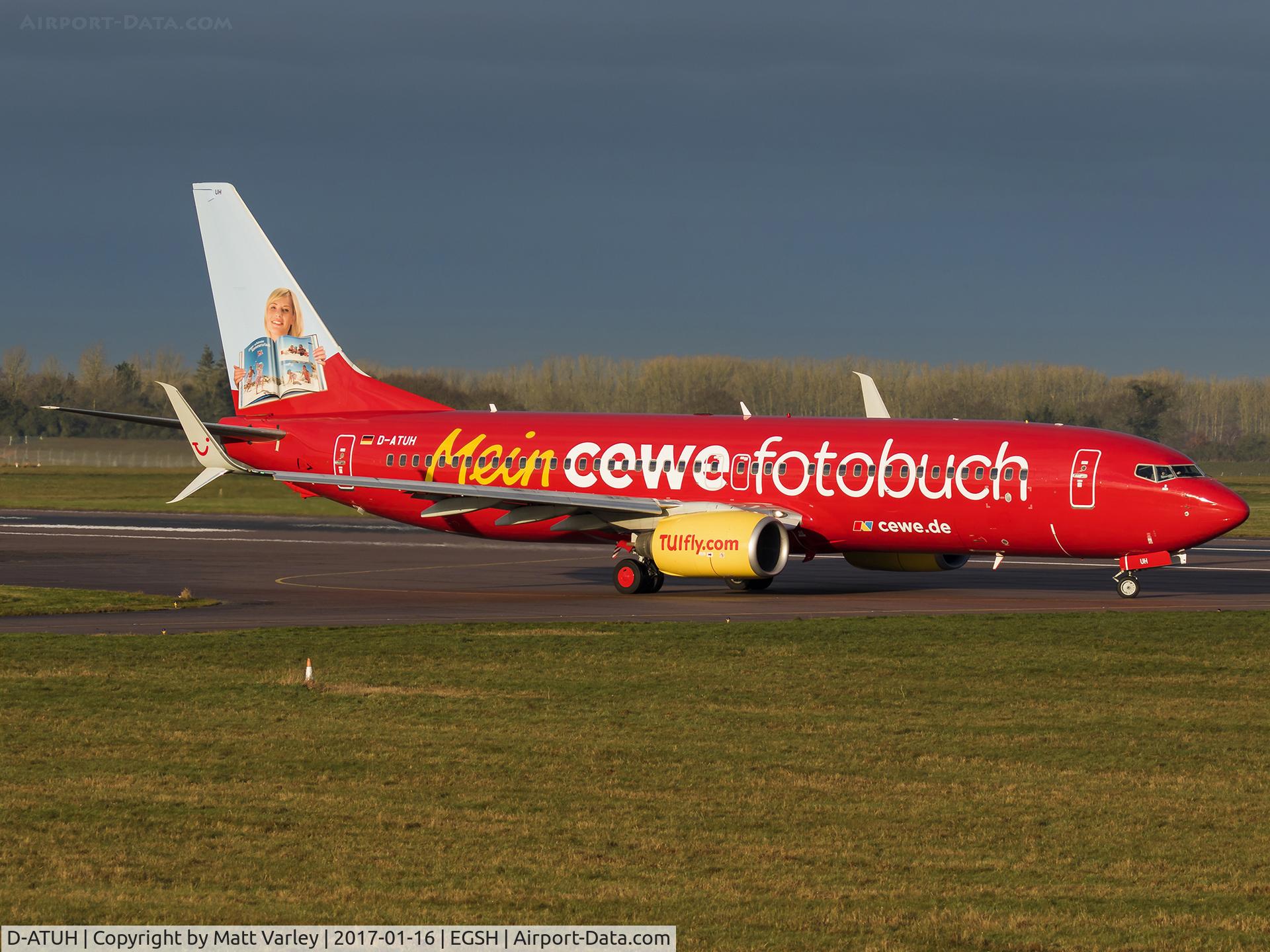 D-ATUH, 2006 Boeing 737-8K5 C/N 34689, Departing NWI in a new CEWE livery