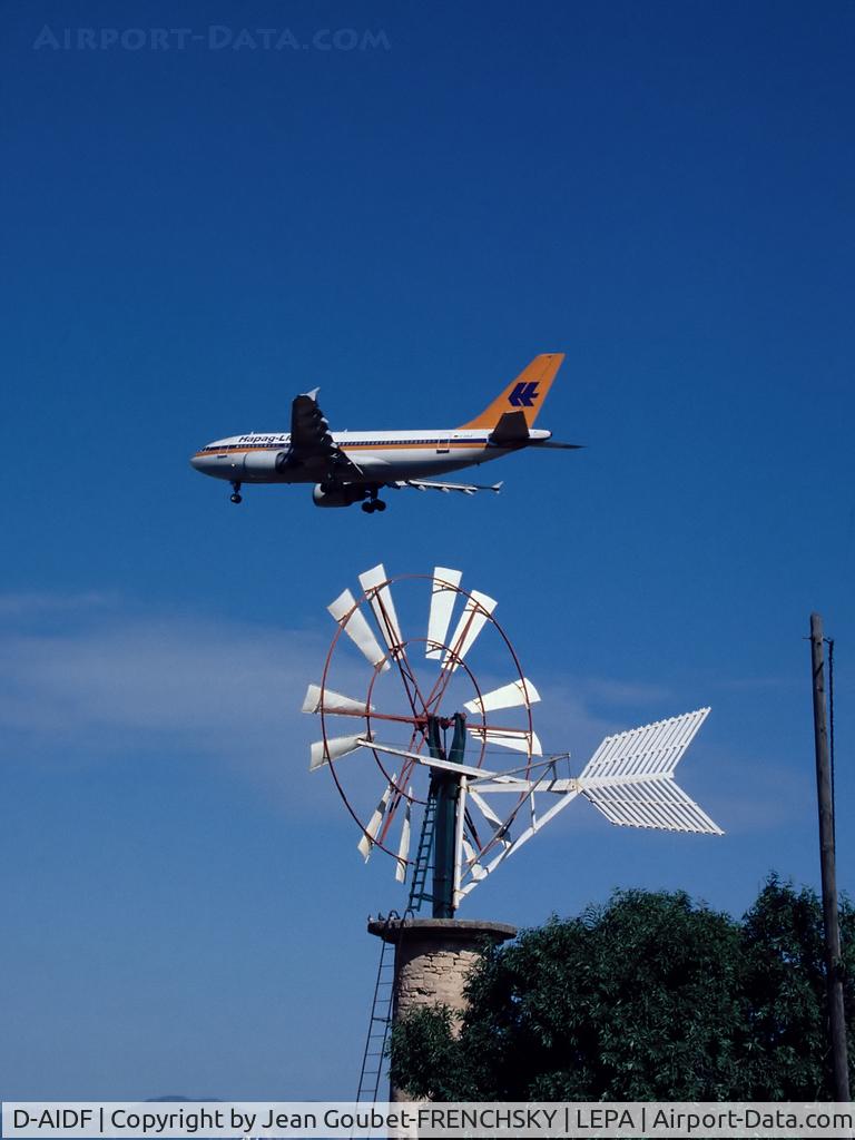 D-AIDF, 1989 Airbus A310-304 C/N 524, Hapag-Lloyd landing early 2000's