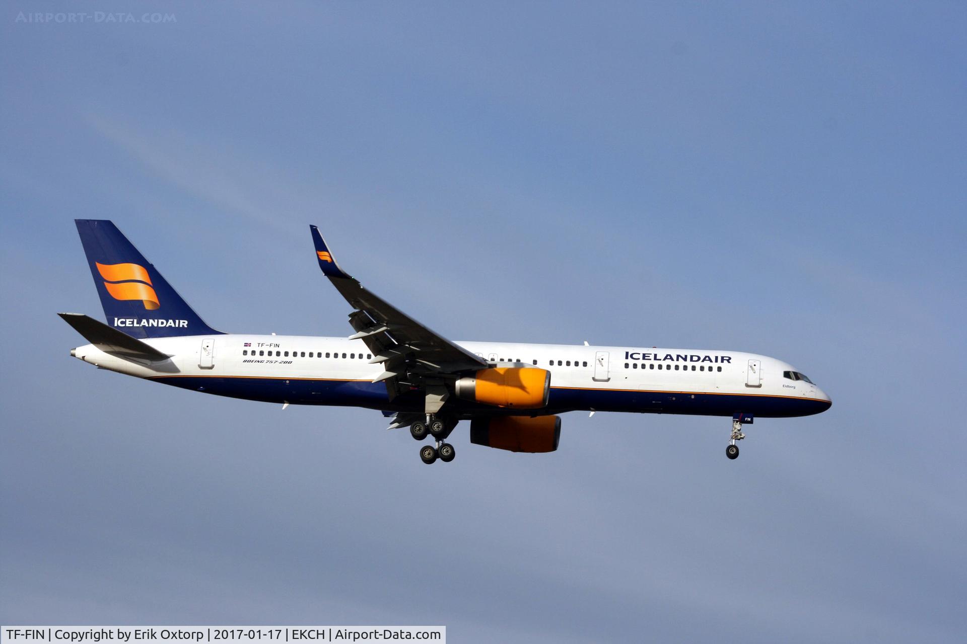 TF-FIN, 1997 Boeing 757-208 C/N 28989, TF-FIN landing rw 04L