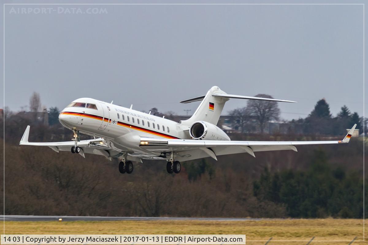 14 03, 2010 Bombardier BD-700-1A11 Global 5000 C/N 9411, Bombardier BD-700-1A11, c/n: 9411