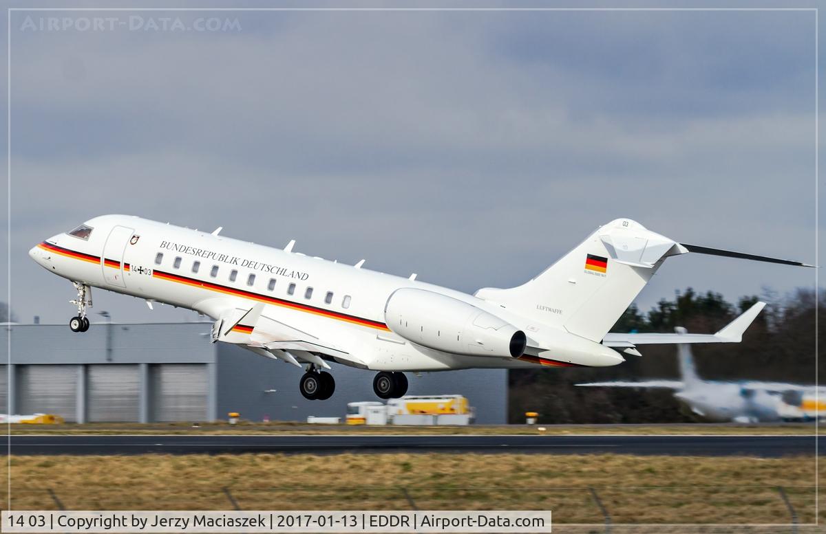 14 03, 2010 Bombardier BD-700-1A11 Global 5000 C/N 9411, Bombardier BD-700-1A11, c/n: 9411