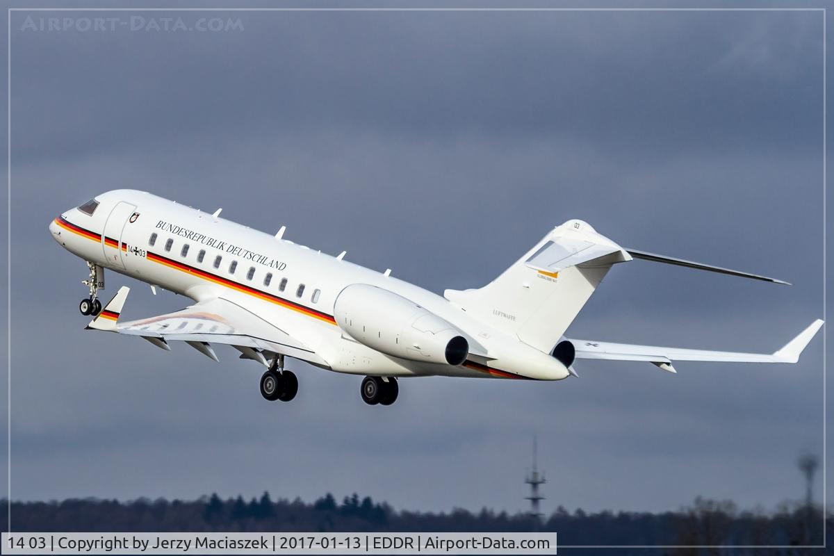 14 03, 2010 Bombardier BD-700-1A11 Global 5000 C/N 9411, Bombardier BD-700-1A11, c/n: 9411