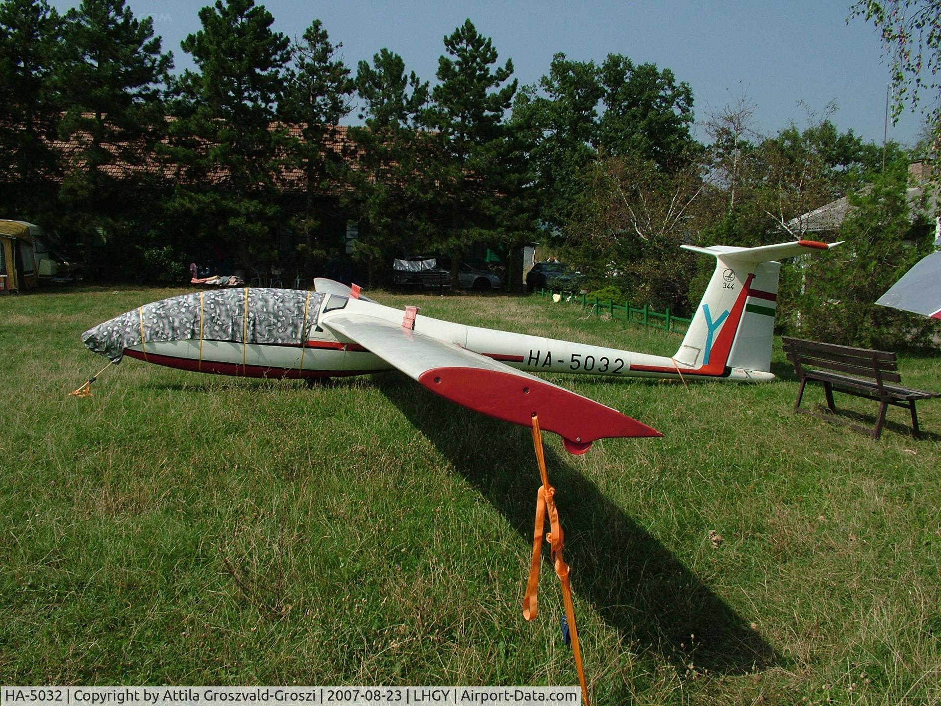 HA-5032, 1981 ICA-Brasov IS-28B2 C/N 344, Gyöngyös-Pipishegy Airfield, Hungary