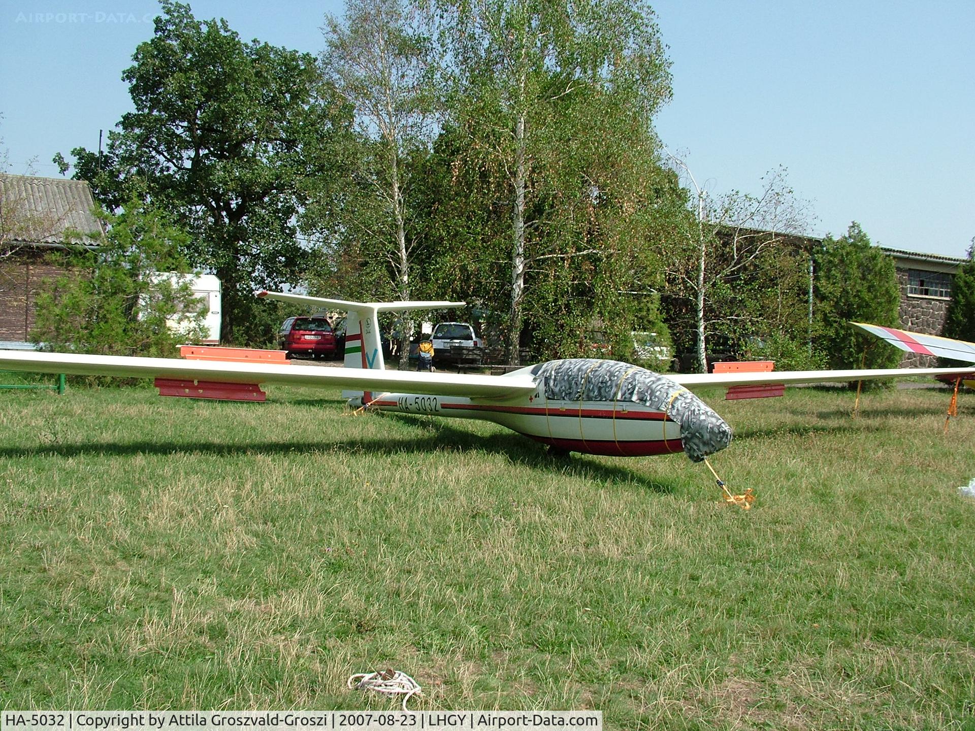 HA-5032, 1981 ICA-Brasov IS-28B2 C/N 344, Gyöngyös-Pipishegy Airfield, Hungary