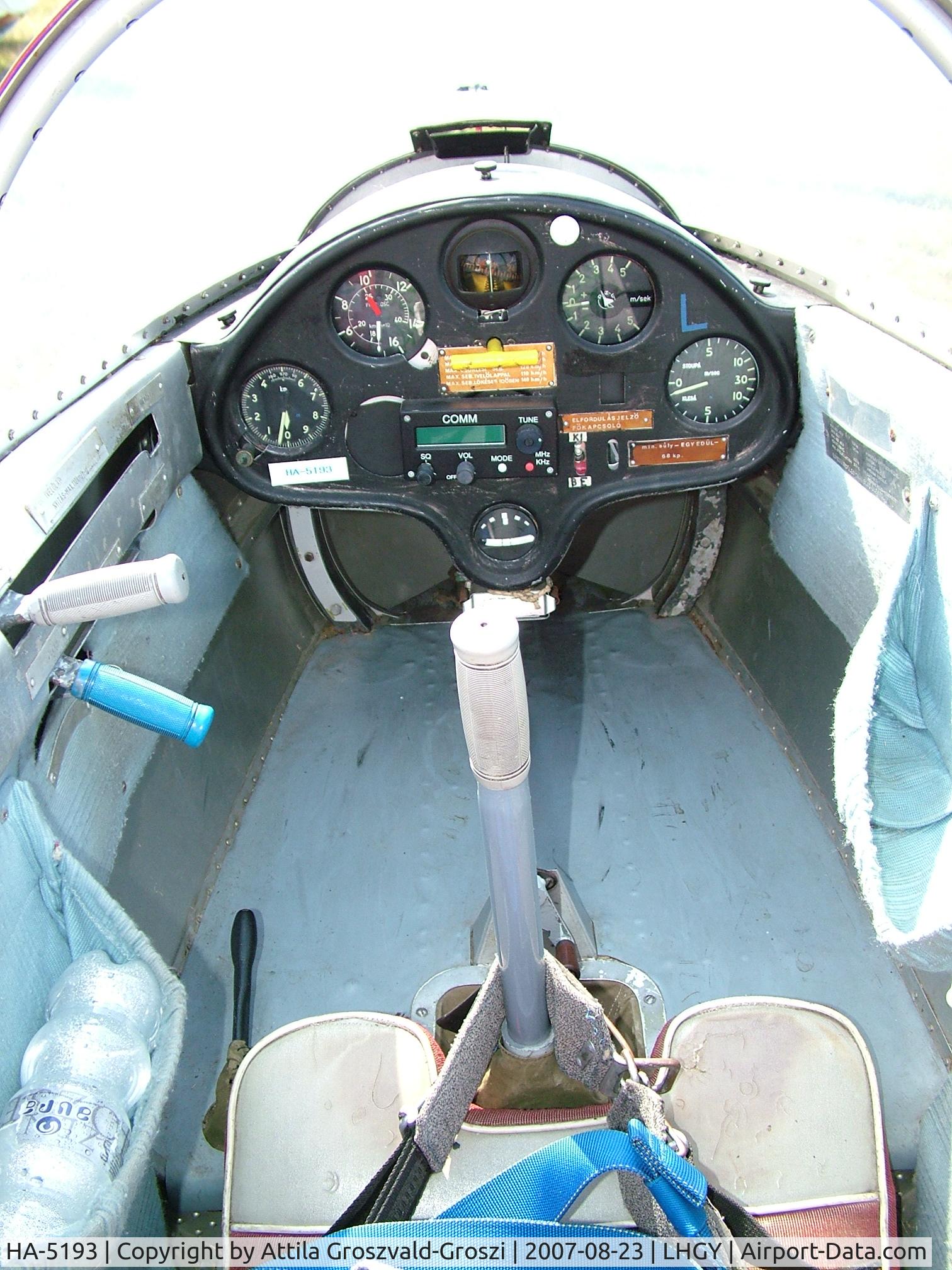 HA-5193, 1977 Let L-13 Blanik C/N 026804, Gyöngyös-Pipishegy Airfield, Hungary
