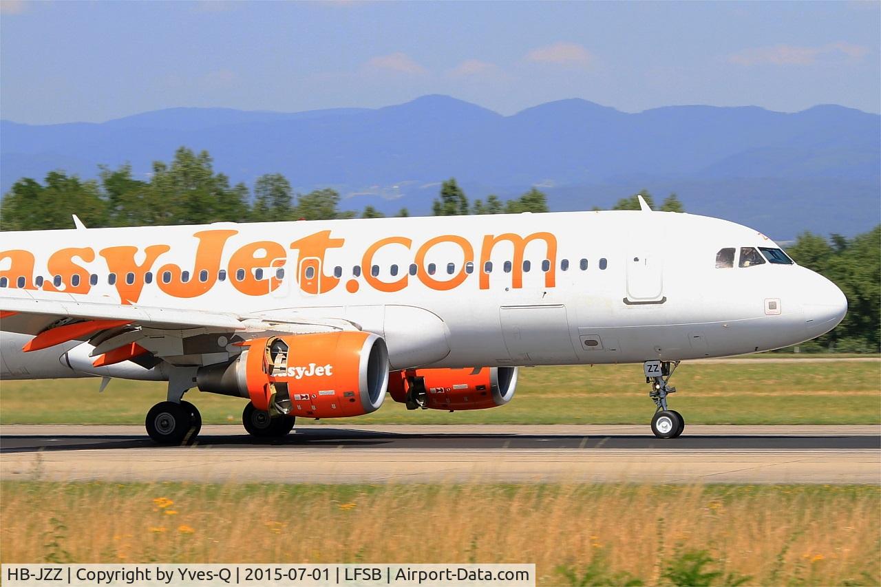 HB-JZZ, 2010 Airbus A320-214 C/N 4233, Airbus A320-214, Reverse thrust landing rwy 15, Bâle-Mulhouse-Fribourg airport (LFSB-BSL)