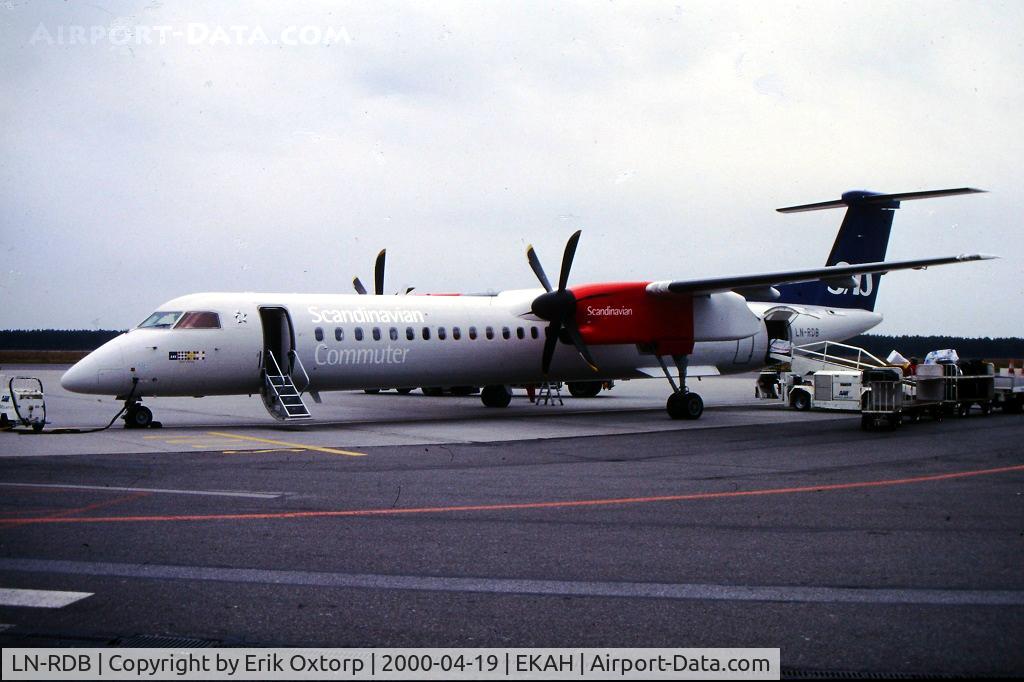 LN-RDB, 2000 De Havilland Canada DHC-8-402Q Dash 8 C/N 4018, LN-RDB in AAR