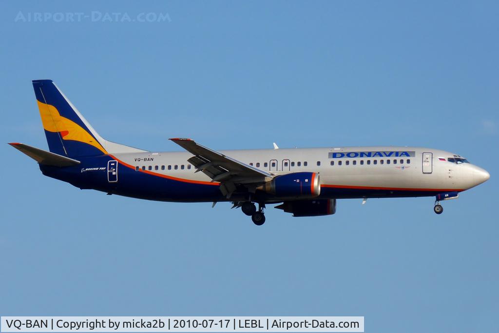 VQ-BAN, 1994 Boeing 737-4Q8 C/N 25113, Landing
