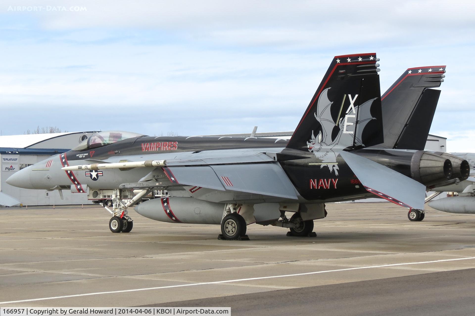 166957, Boeing F/A-18E Super Hornet C/N E199, VX-9, 