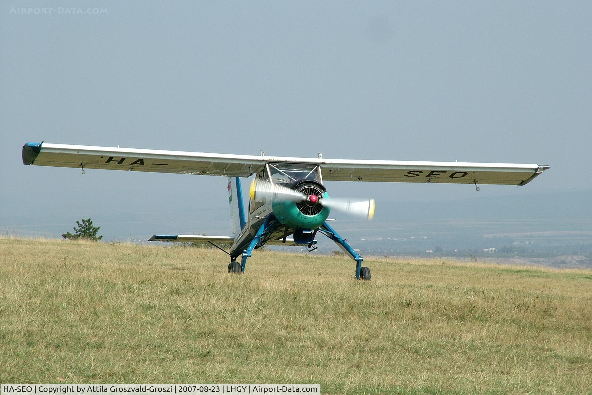 HA-SEO, 1988 PZL-Okecie PZL-104 Wilga-35A C/N 19880867, Gyöngyös-Pipishegy Airfield, Hungary