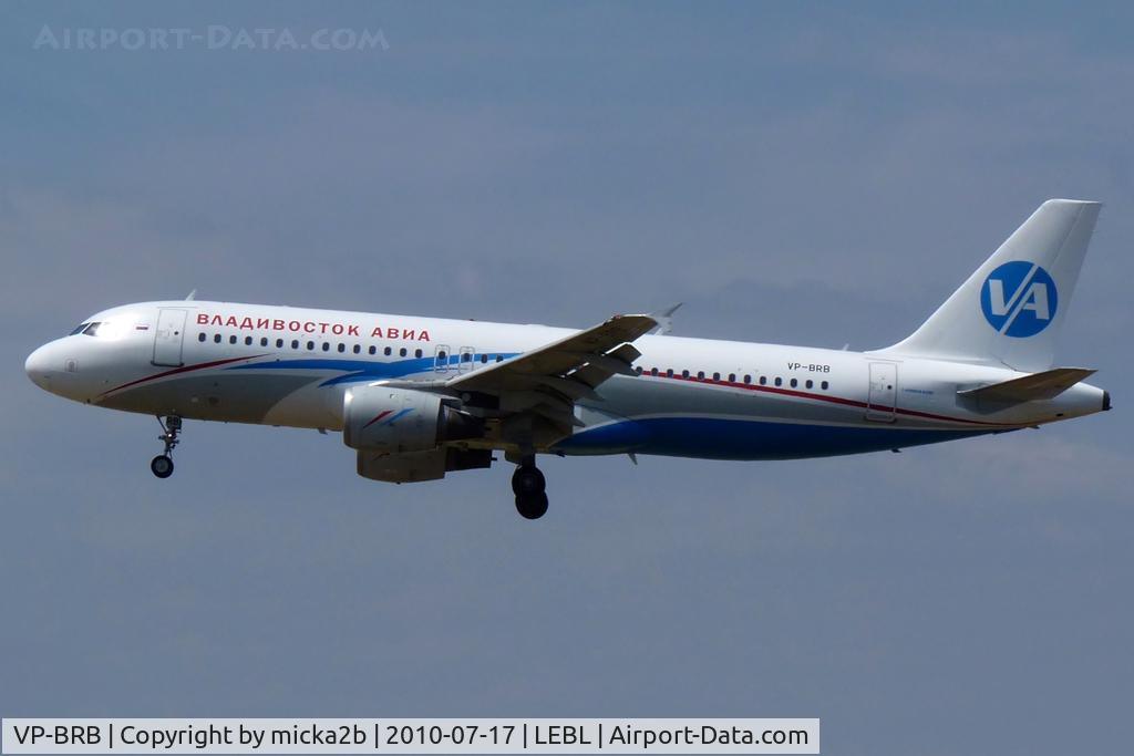 VP-BRB, 1995 Airbus A320-212 C/N 528, Landing