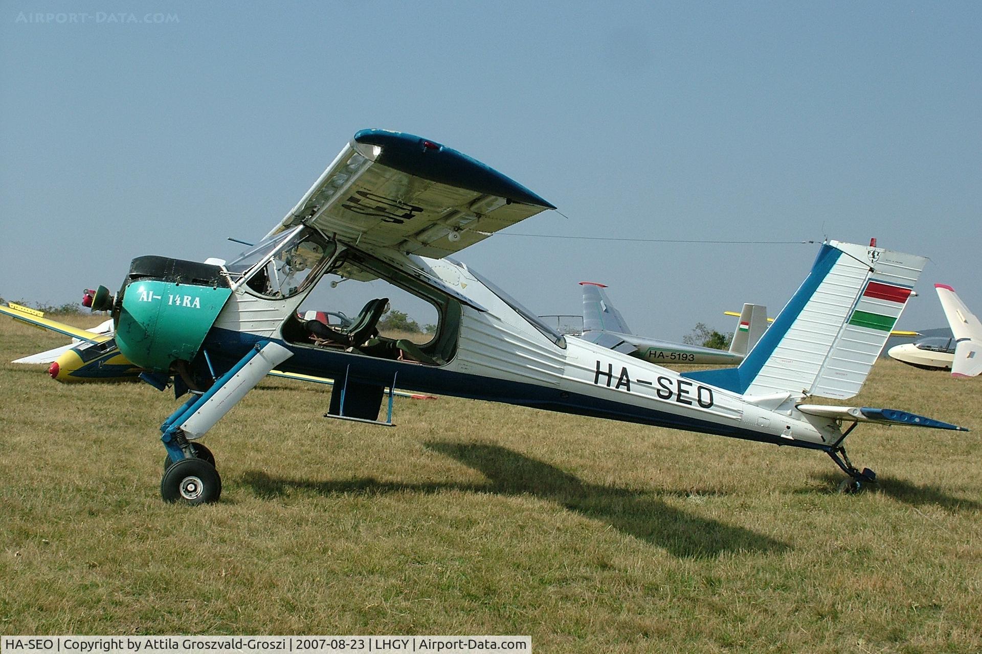 HA-SEO, 1988 PZL-Okecie PZL-104 Wilga-35A C/N 19880867, Gyöngyös-Pipishegy Airfield, Hungary