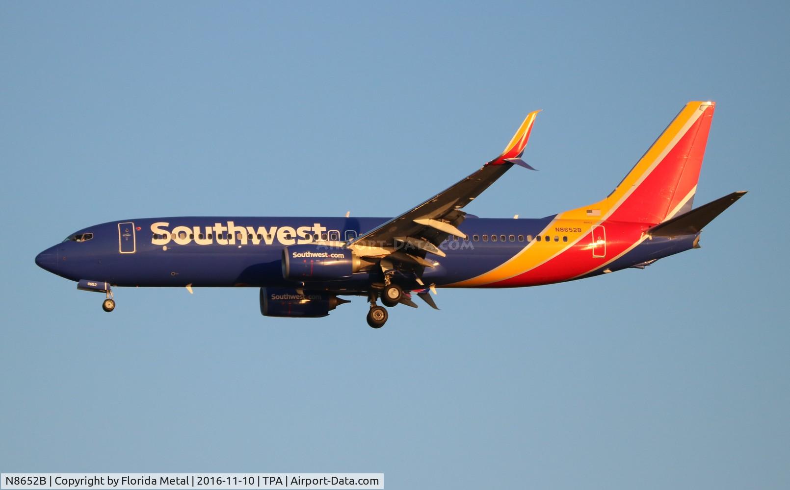 N8652B, 2014 Boeing 737-8H4 C/N 36971, Southwest