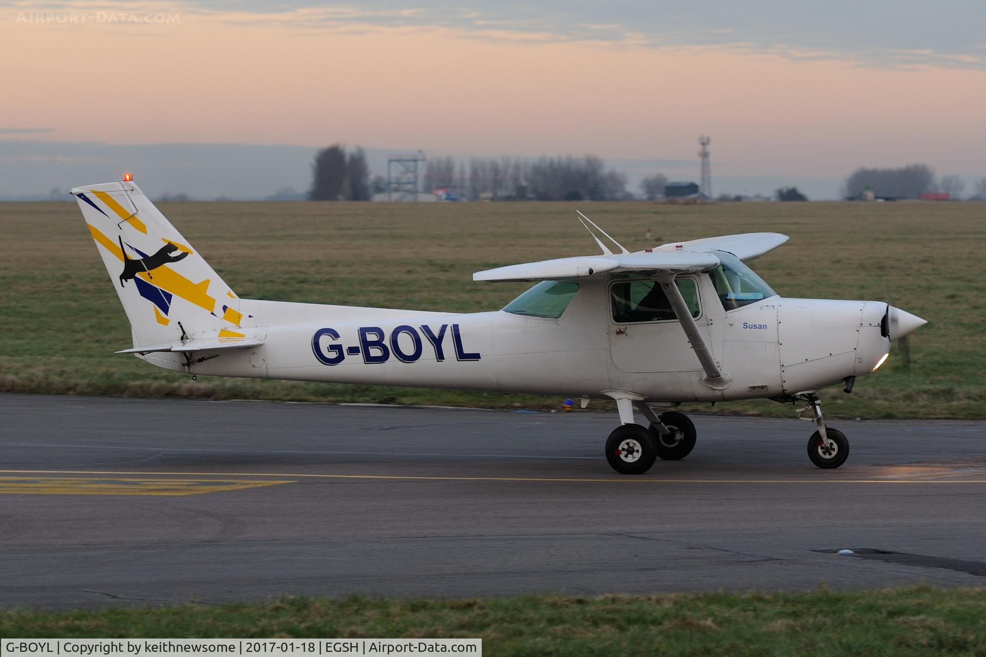 G-BOYL, 1980 Cessna 152 C/N 152-84379, Evening Leaving.