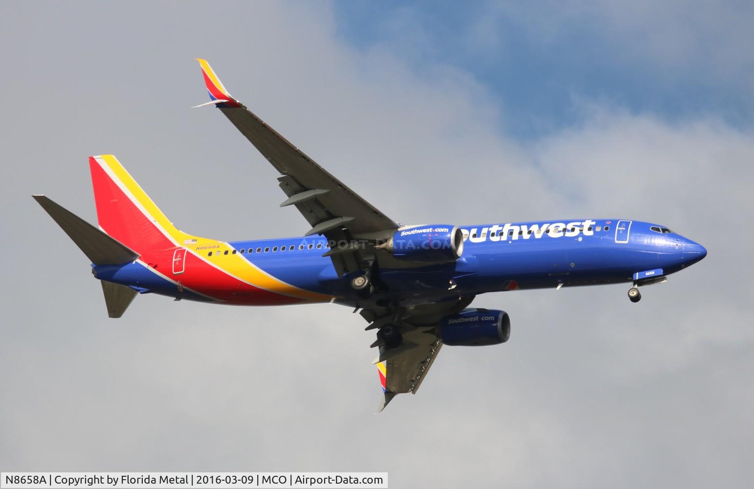 N8658A, 2015 Boeing 737-8H4 C/N 36899, Southwest