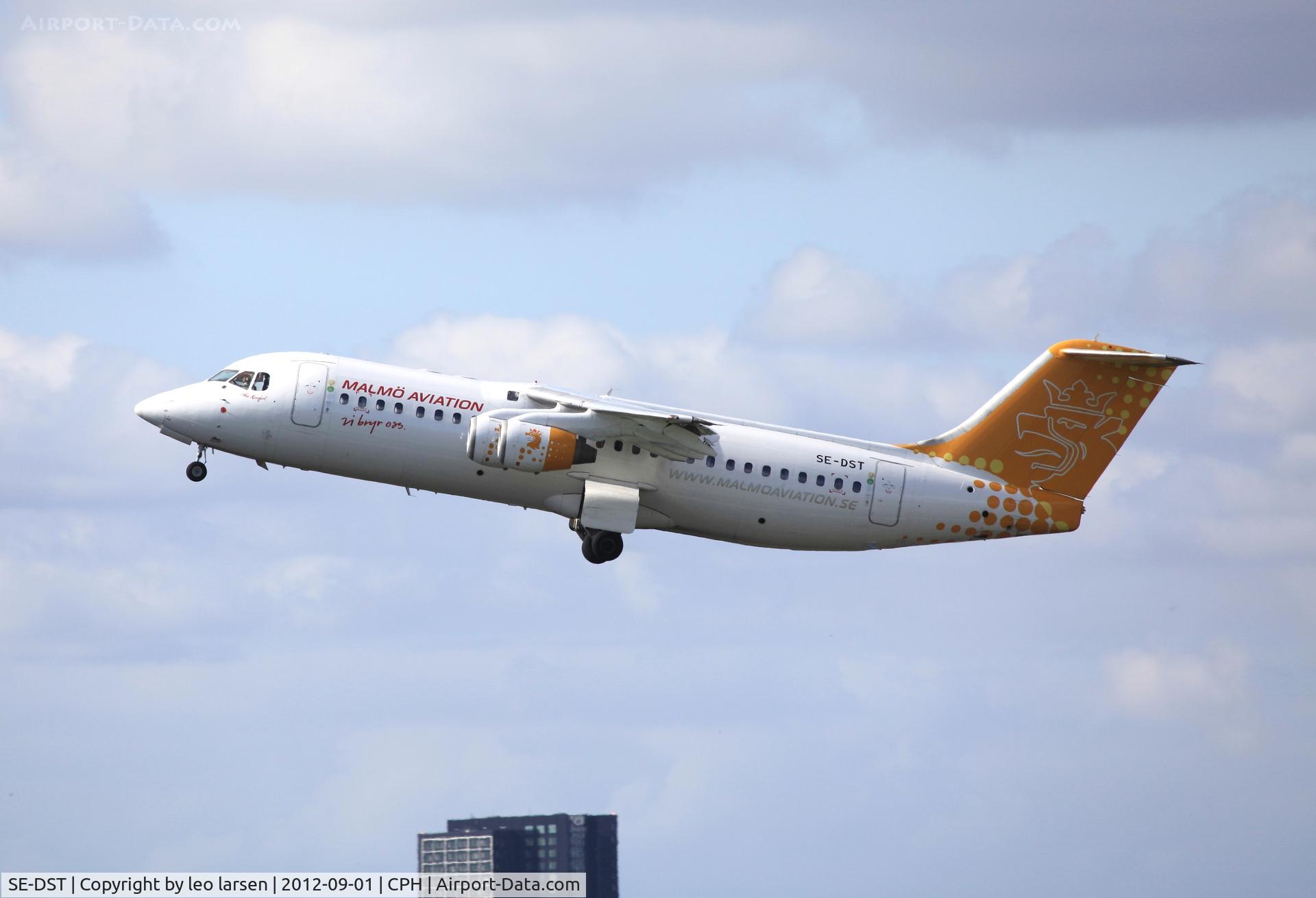 SE-DST, 1994 British Aerospace Avro 146-RJ100 C/N E3247, Copenhagen 1.9.2012