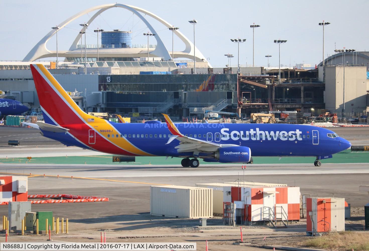 N8688J, 2016 Boeing 737-8H4 C/N 36939, Southwest