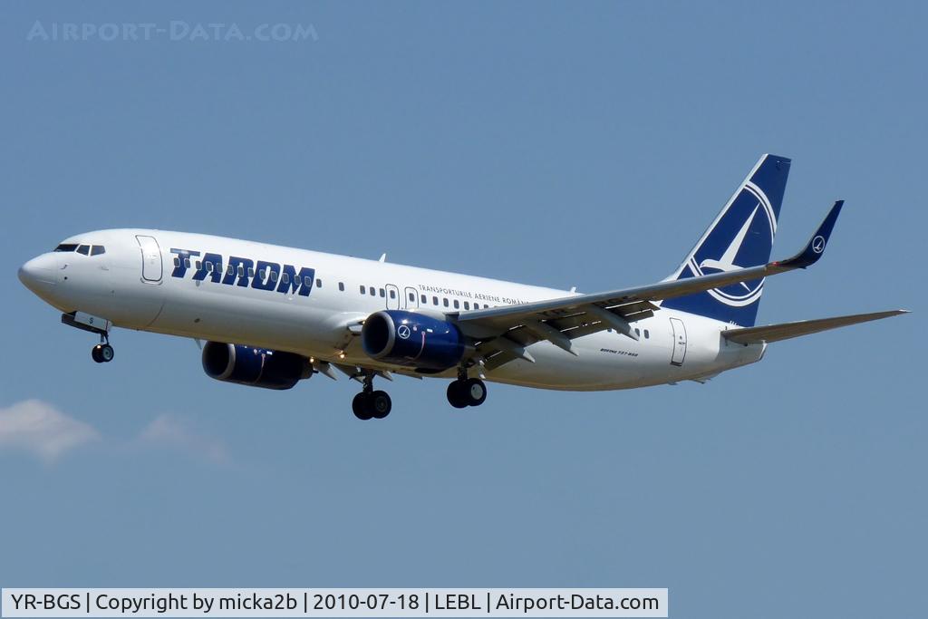 YR-BGS, 2008 Boeing 737-8GJ C/N 37360, Landing
