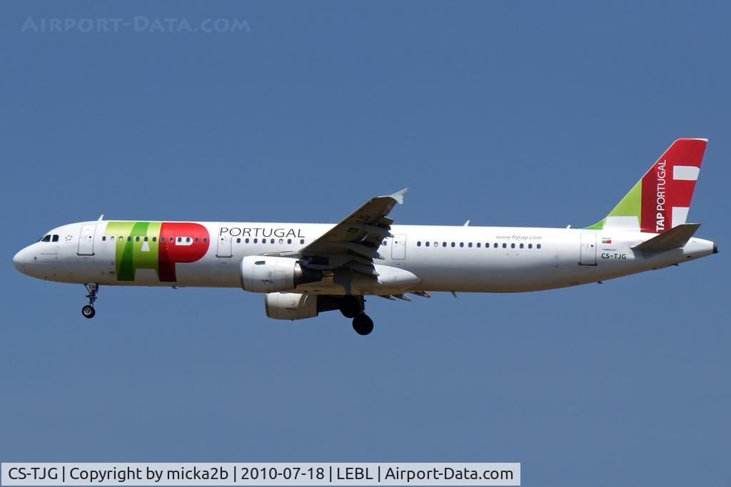 CS-TJG, 2002 Airbus A321-211 C/N 1713, Landing