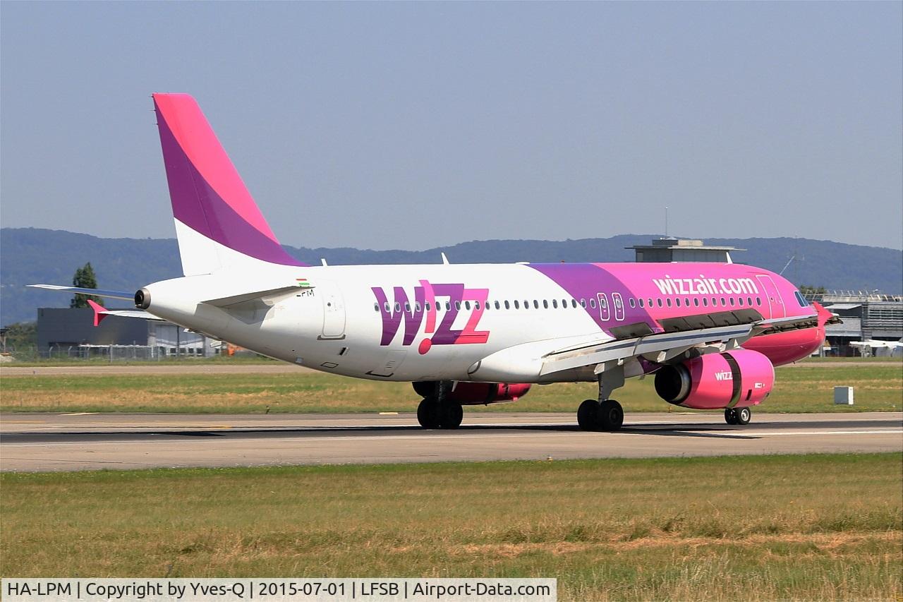 HA-LPM, 2007 Airbus A320-232 C/N 3177, Airbus A320-232, Reverse thrust landing rwy 15, Bâle-Mulhouse-Fribourg airport (LFSB-BSL)