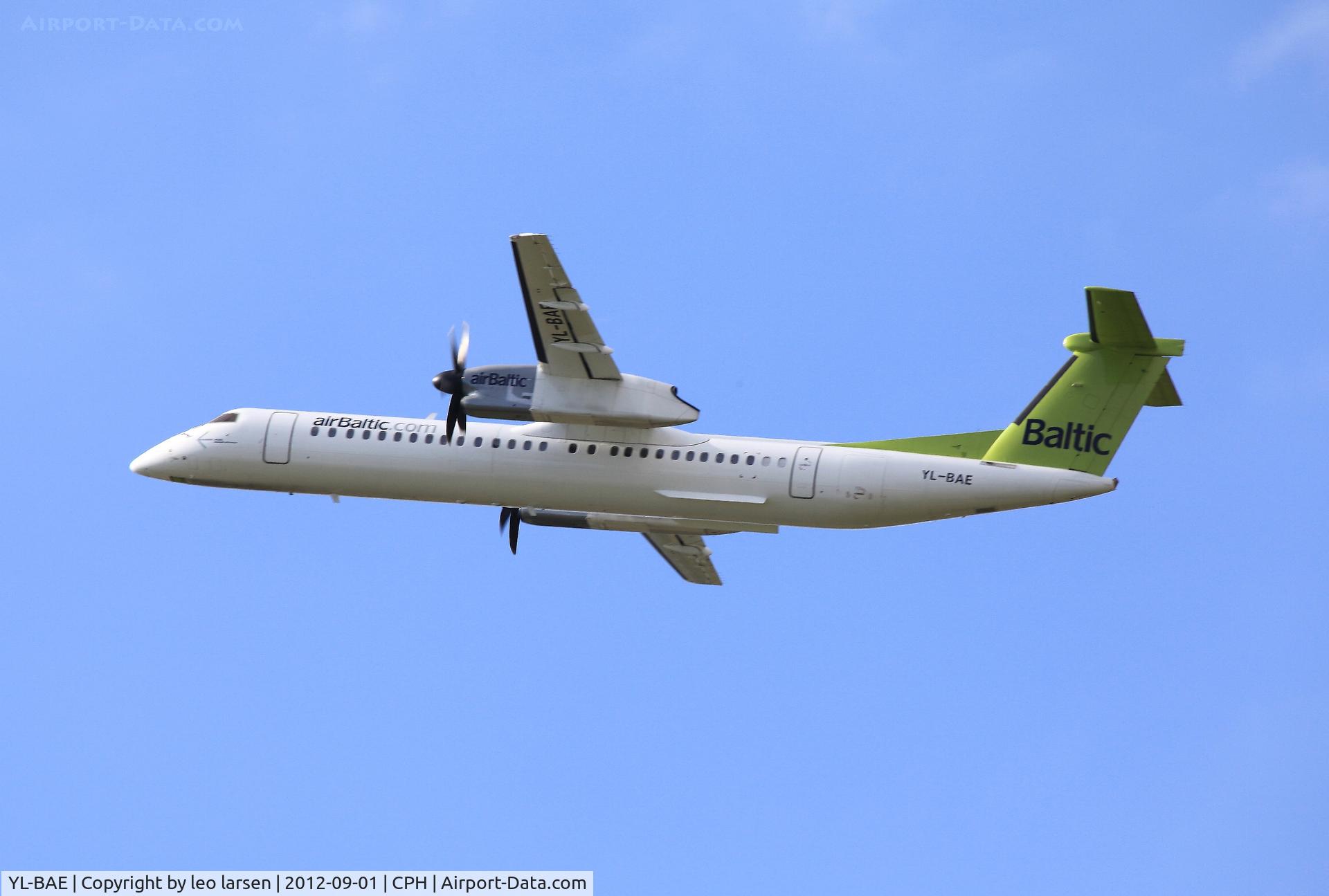 YL-BAE, 2009 Bombardier DHC-8-402 Dash 8 C/N 4289, Copenhagen 1.9.2012