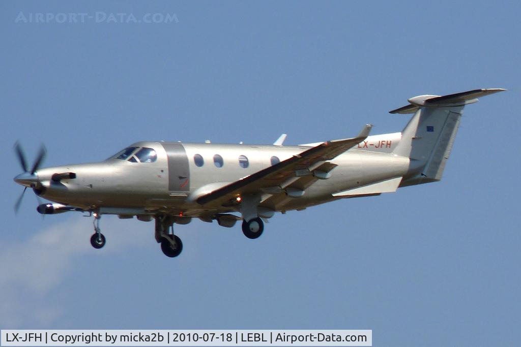 LX-JFH, 2003 Pilatus PC-12/45 C/N 522, Landing